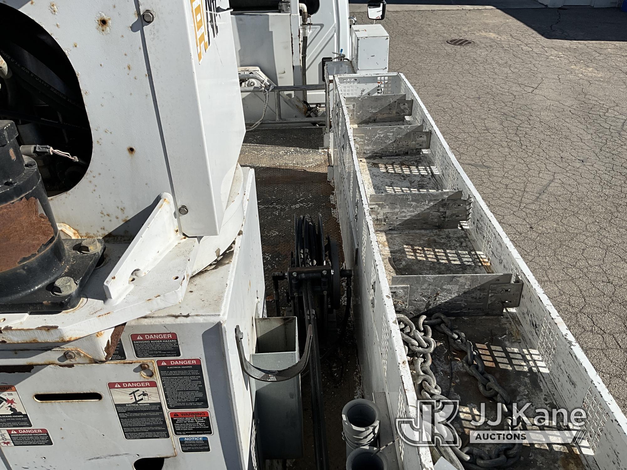 (Prosser, WA) Altec D2050-TR, Digger Derrick rear mounted on 2013 International 7500 T/A Utility Tru