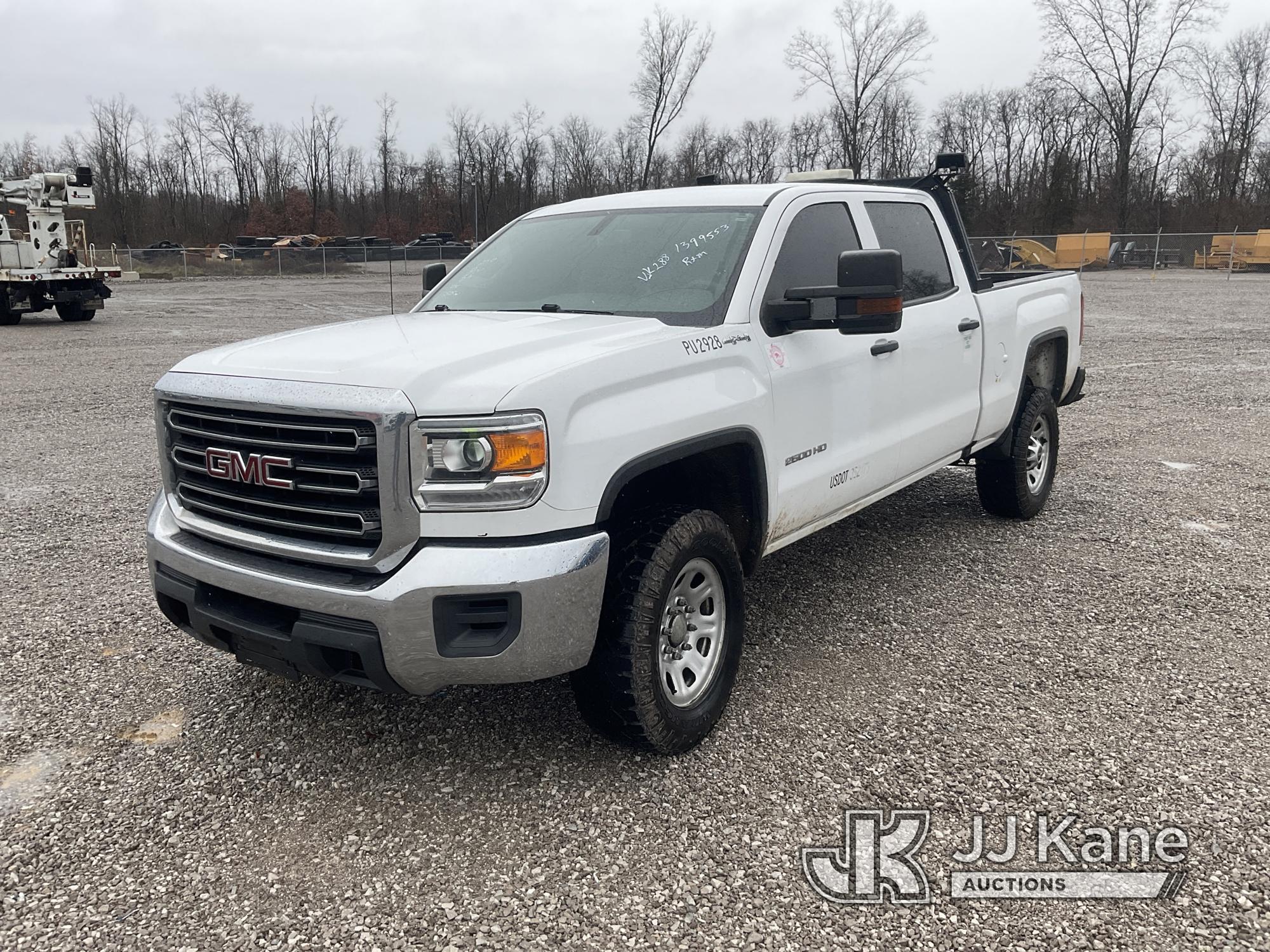 (Verona, KY) 2019 GMC Sierra 2500HD 4x4 Crew-Cab Pickup Truck Runs & Moves) (Runs Rough, Power Steer