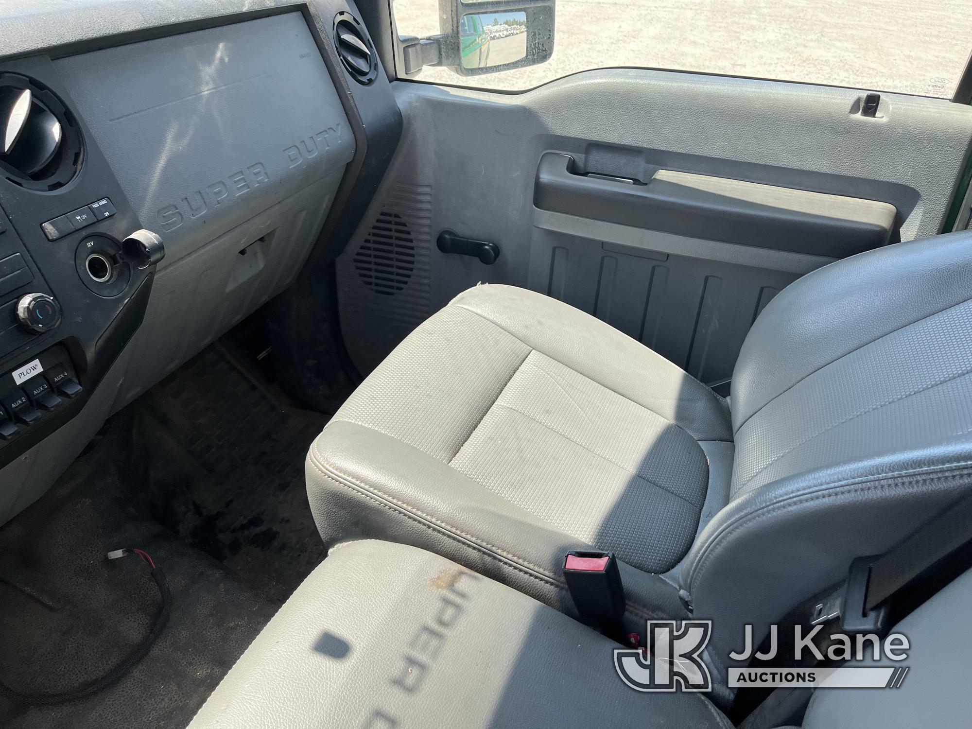 (Chester, VA) 2014 Ford F350 4x4 Extended-Cab Pickup Truck Runs & Moves) (Check Engine Light On, Exh