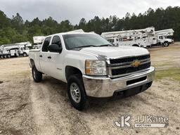 (Jacksonville, FL) 2013 Chevrolet Silverado 2500HD 4x4 Crew-Cab Pickup Truck Runs, Moves)  (Paint Da