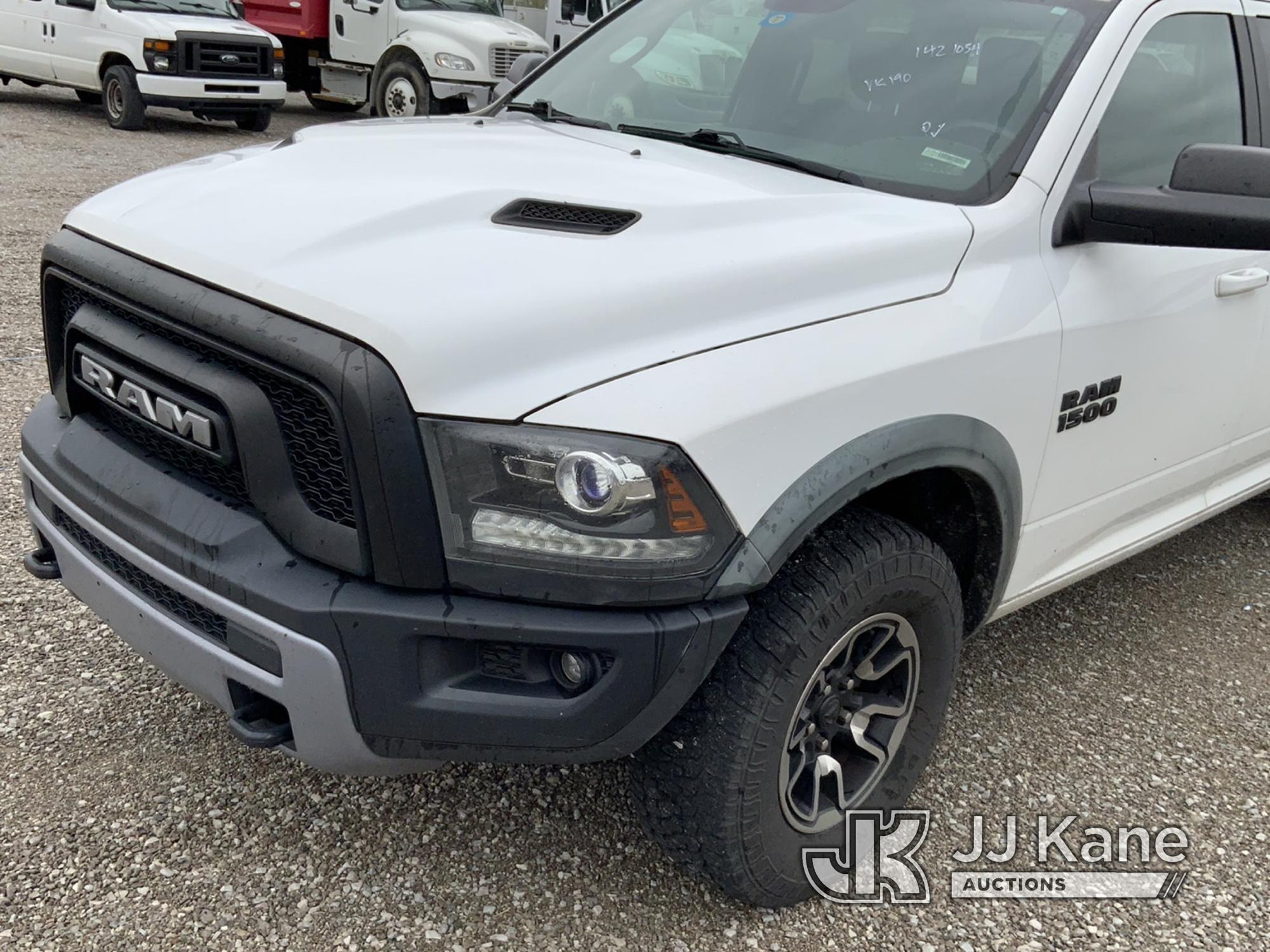 (Verona, KY) 2016 RAM Rebel 1500 4x4 Crew-Cab Pickup Truck Runs & Moves) (Check Engine Light On, Sel