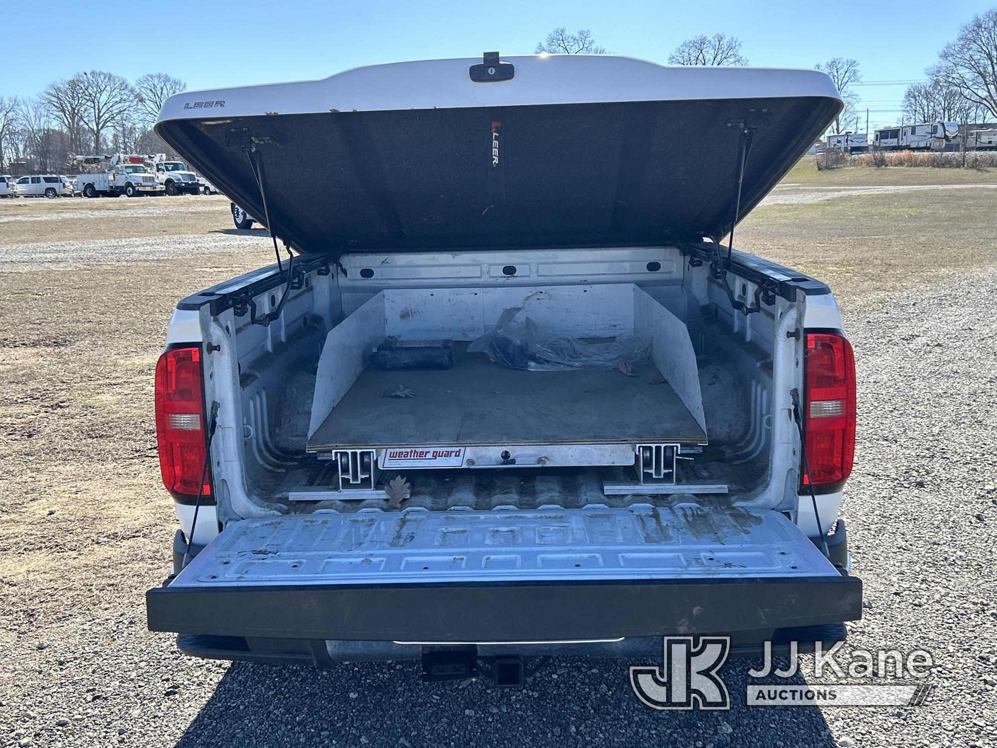 (Charlotte, NC) 2016 Chevrolet Colorado 4x4 Extended-Cab Pickup Truck Runs & Moves) (Body Damage