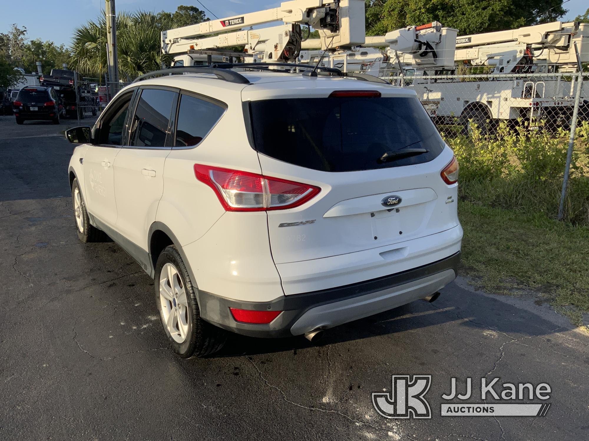 (Ocala, FL) 2016 Ford Escape 4x4 4-Door Sport Utility Vehicle Duke Unit) (Runs & Moves) (Paint Damag