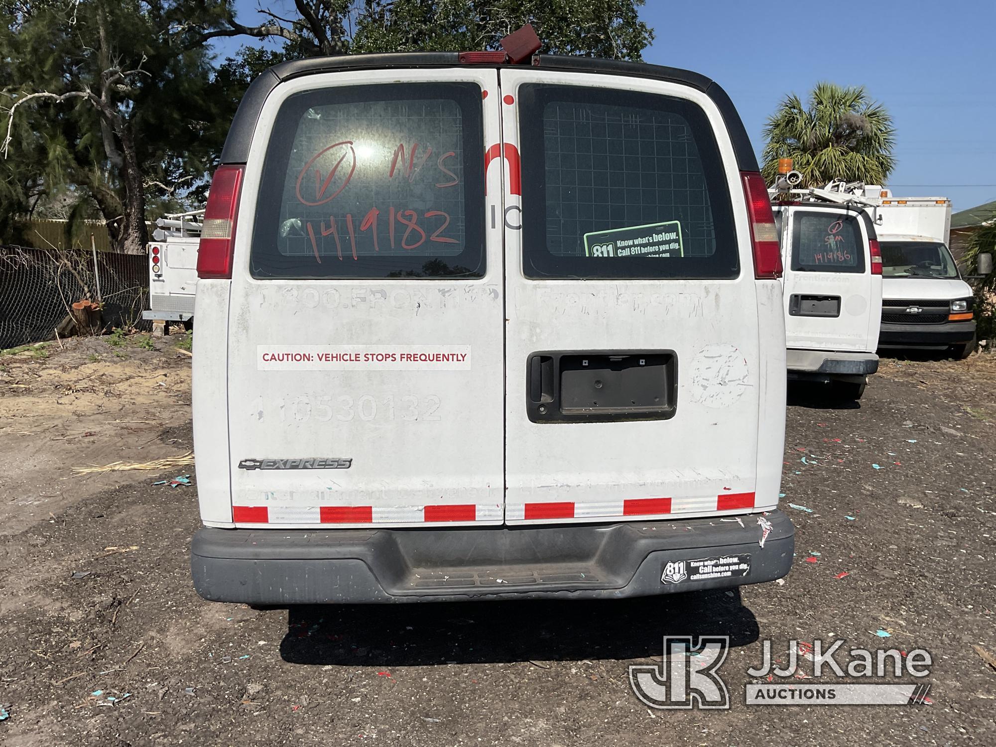 (Tampa, FL) 2005 Chevrolet Express G2500 Cargo Van Not Running & Condition Unknown