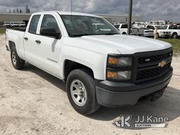 (Westlake, FL) 2014 Chevrolet Silverado 1500 4x4 Extended-Cab Pickup Truck Runs & Moves) (Body Damag