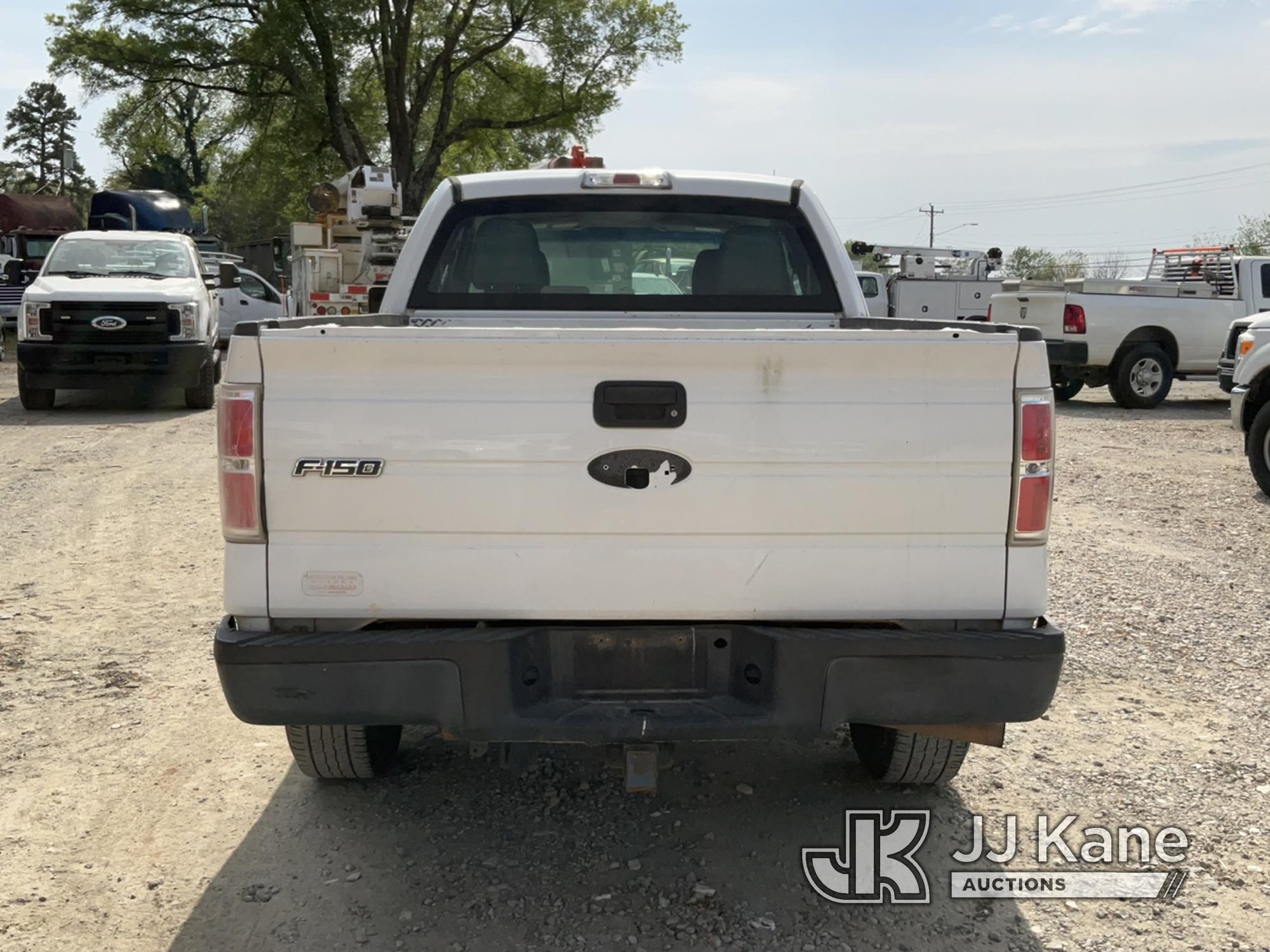 (Charlotte, NC) 2010 Ford F150 4x4 Extended-Cab Pickup Truck Runs & Moves) (Body/Paint Damage