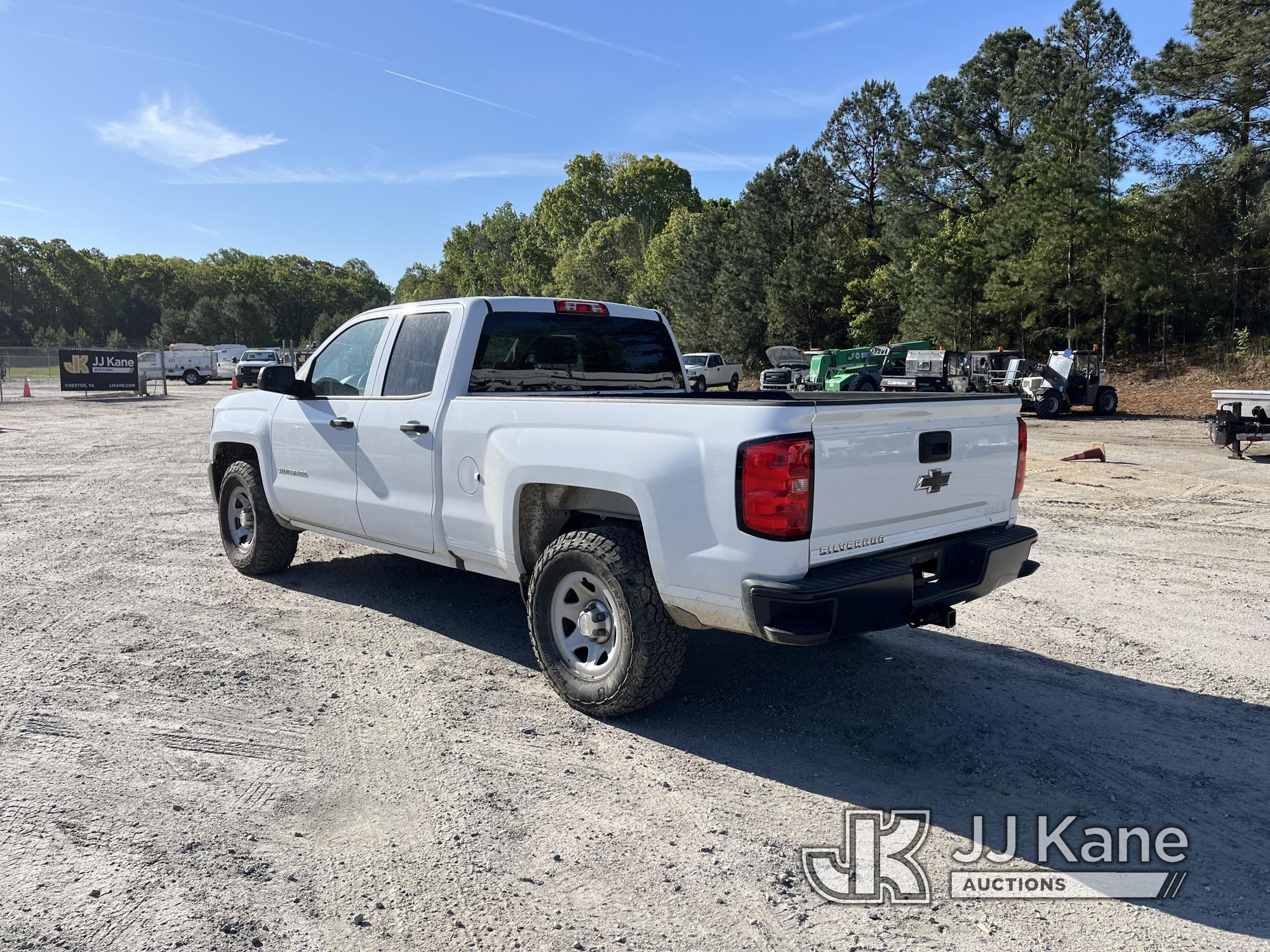 (Chester, VA) 2017 Chevrolet Silverado 1500 4x4 Extended-Cab Pickup Truck Runs & Moves