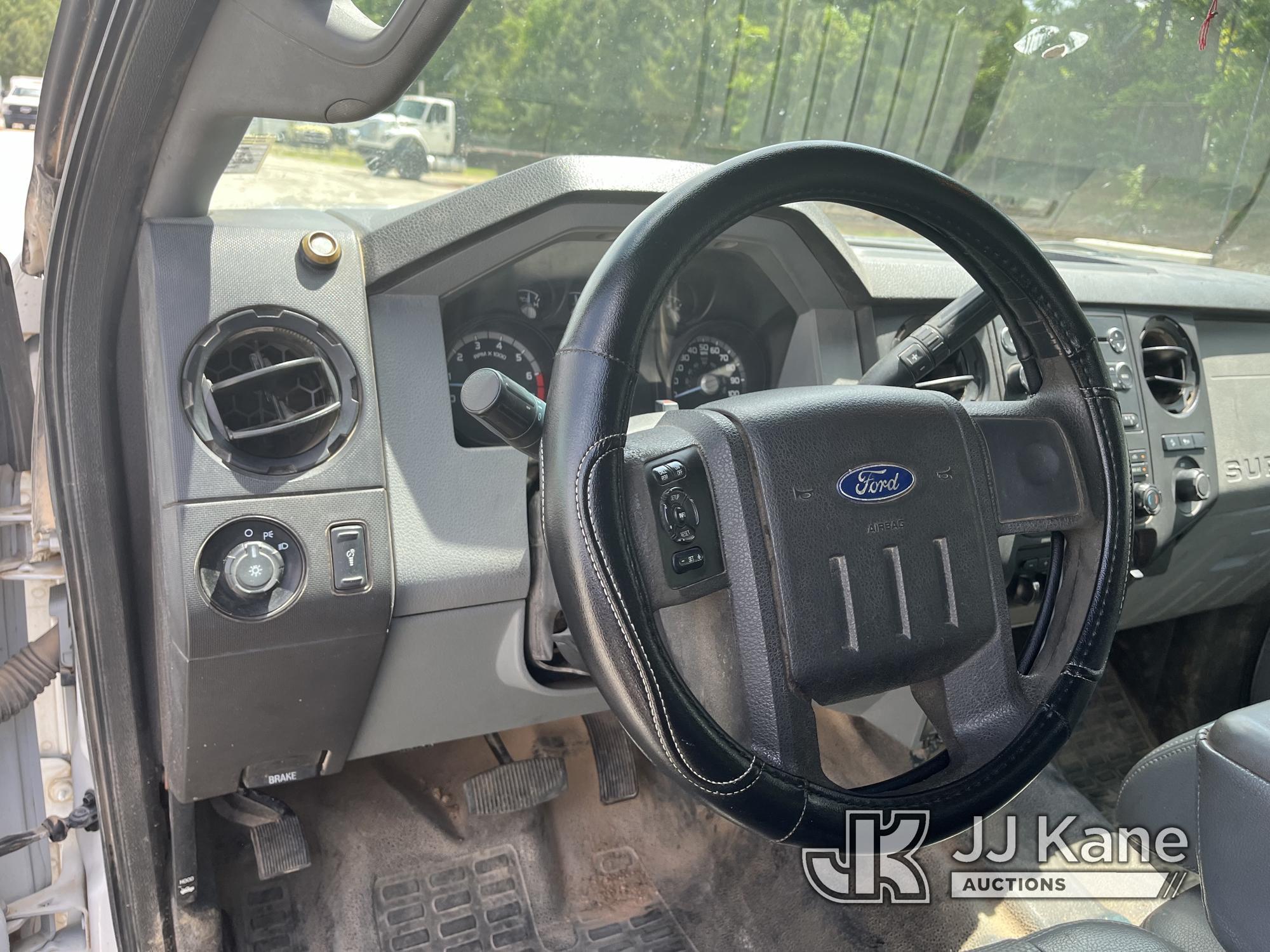 (Chester, VA) 2014 Ford F250 4x4 Crew-Cab Pickup Truck Runs & Moves