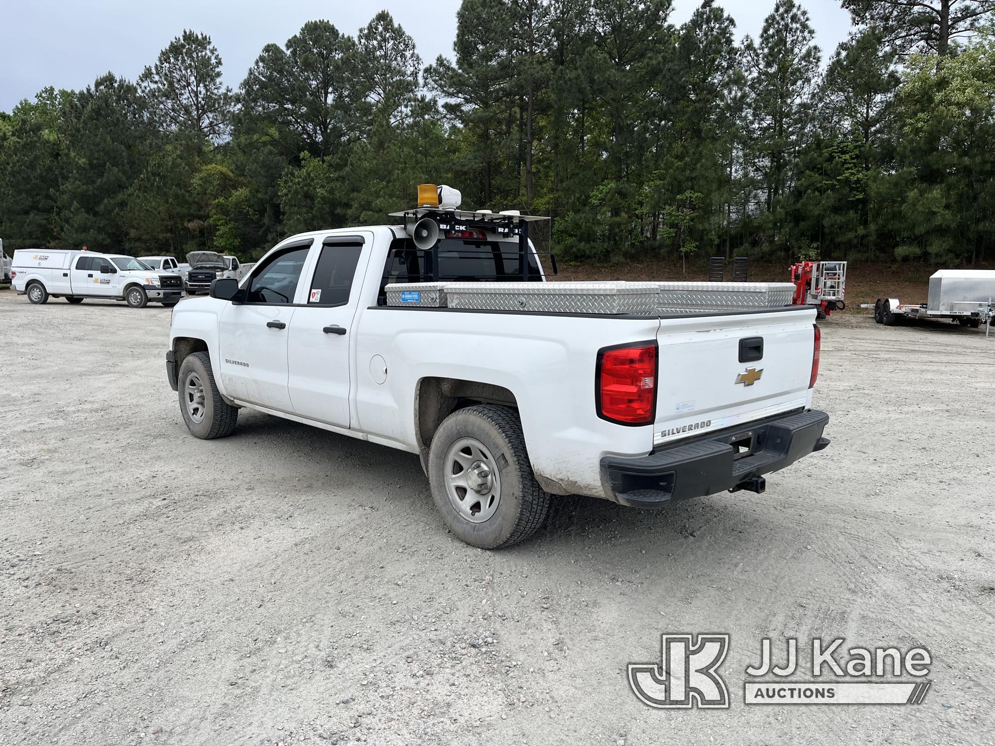 (Chester, VA) 2014 Chevrolet Silverado 1500 4x4 Extended-Cab Pickup Truck Runs & Moves) (Check Engin