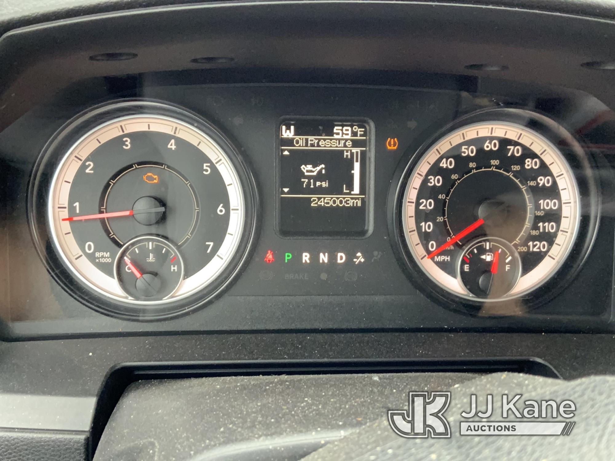 (Verona, KY) 2016 RAM Rebel 1500 4x4 Crew-Cab Pickup Truck Runs & Moves) (Check Engine Light On, Sel