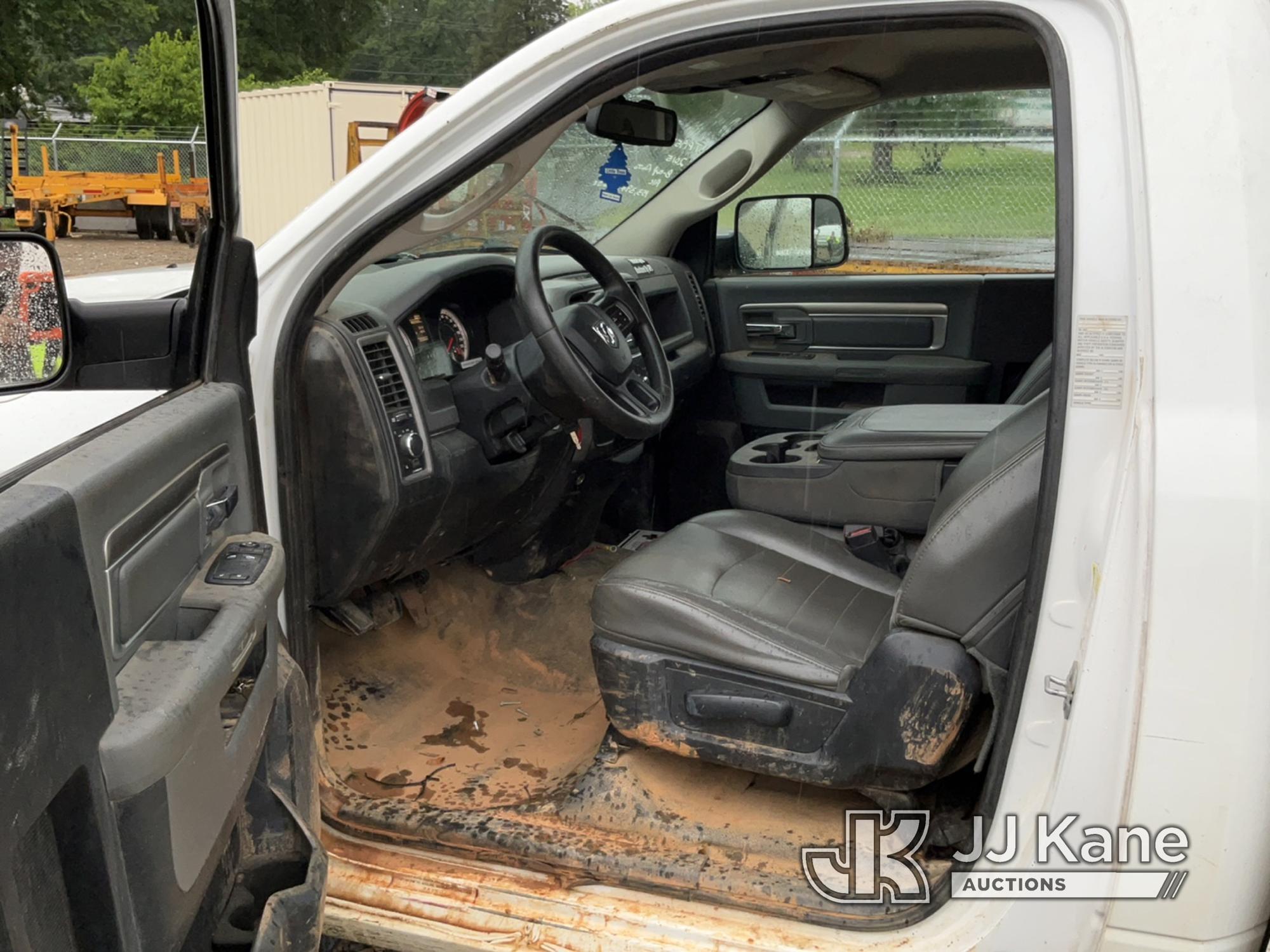 (Charlotte, NC) 2015 RAM 1500 Pickup Truck Runs & Moves) (Check Engine Light On
