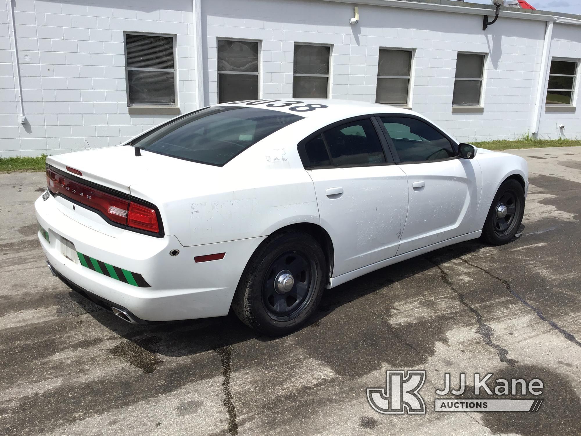 (Ocala, FL) 2012 Dodge Charger Police Package 4-Door Sedan Runs & Moves) (Jump To Start, Minor Body