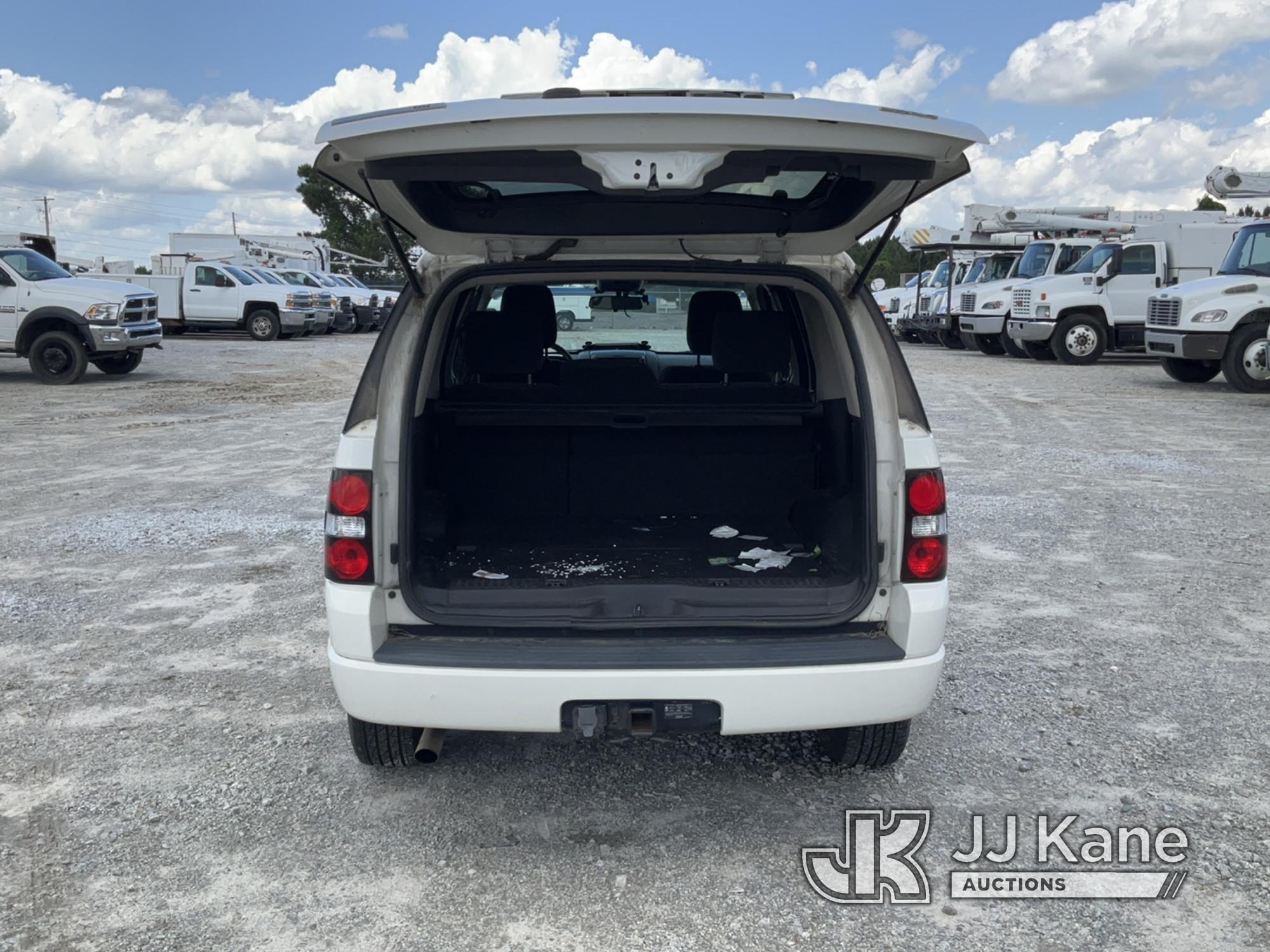 (Villa Rica, GA) 2009 Ford Explorer 4x4 4-Door Sport Utility Vehicle Runs & Moves) (Jump To Start, P