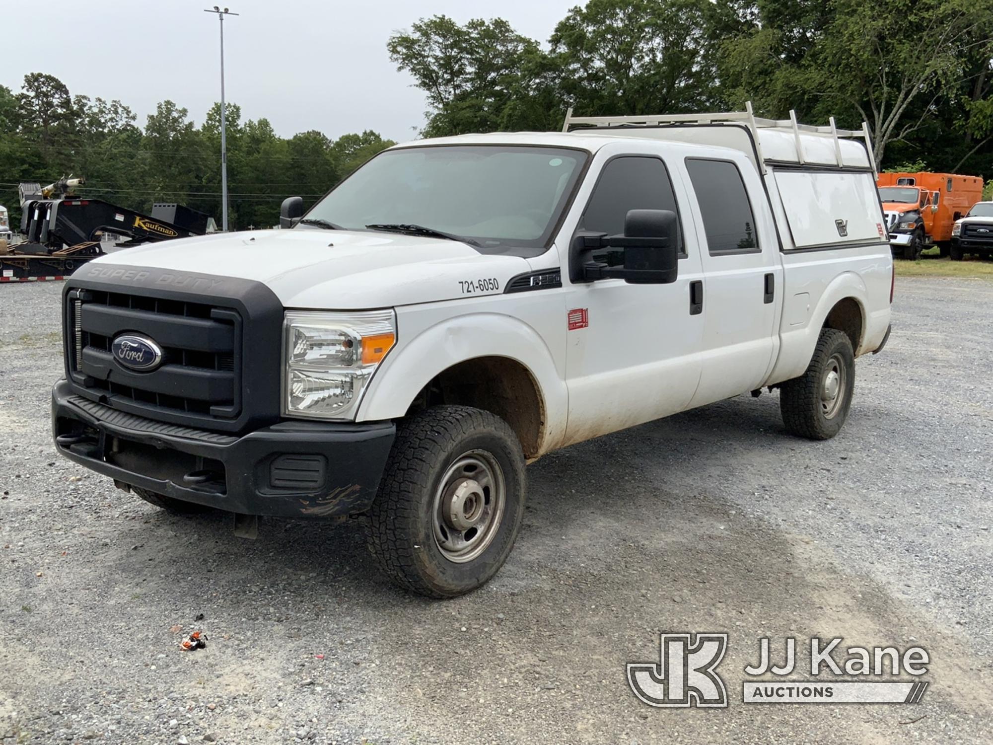 (Shelby, NC) 2016 Ford F250 4x4 Crew-Cab Pickup Truck Jump to Start, Runs, Moves) (Tire Pressure Lig