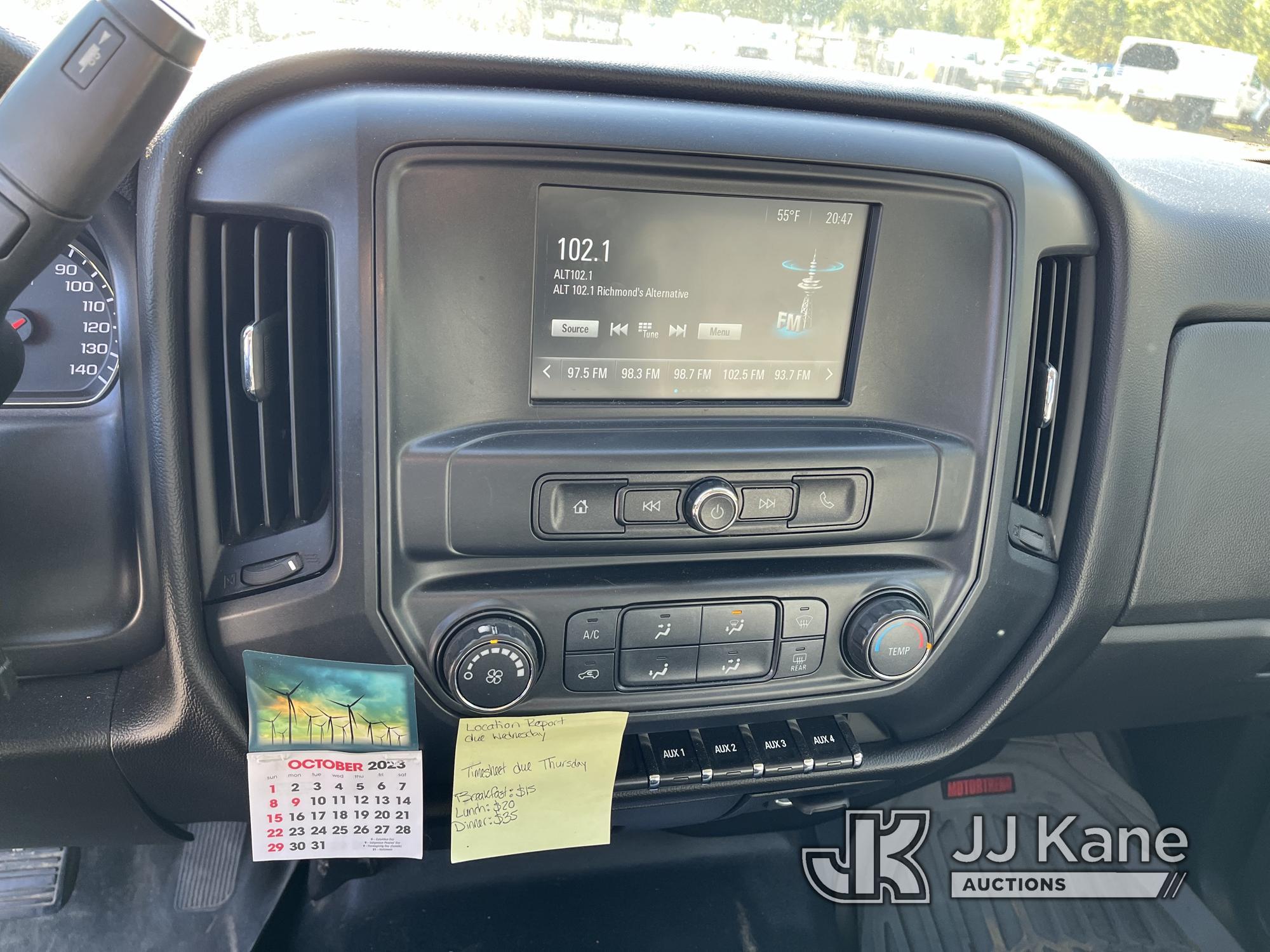 (Chester, VA) 2017 Chevrolet Silverado 1500 4x4 Extended-Cab Pickup Truck Runs & Moves