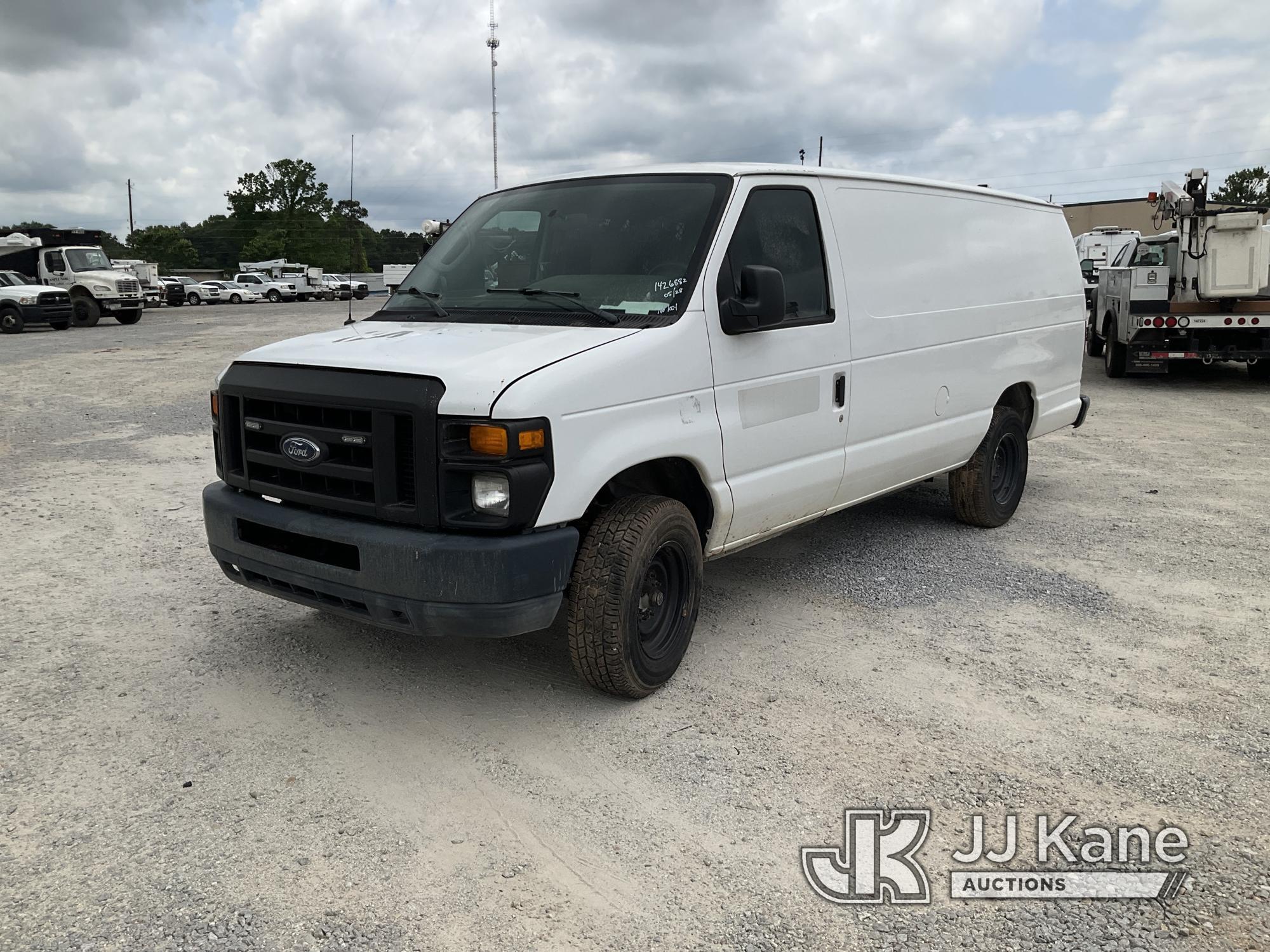 (Villa Rica, GA) 2010 Ford E250 Cargo Van No Key, Not Running, Condition Unknown, Body Damage