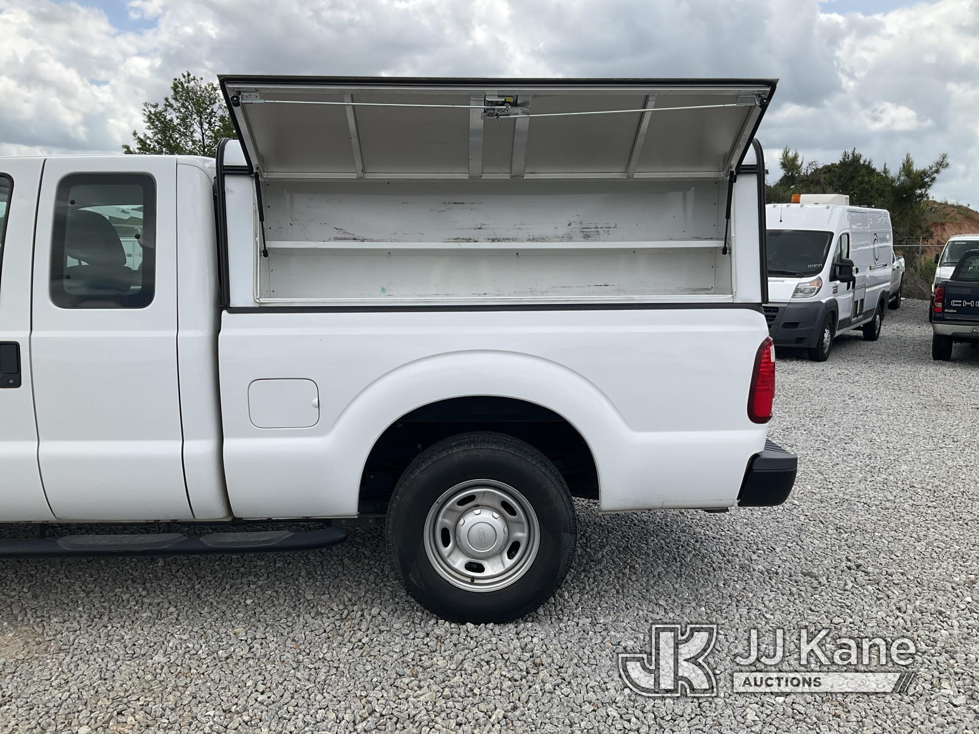 (Villa Rica, GA) 2016 Ford F250 Extended-Cab Pickup Truck, (GA Power Unit) Runs & Moves