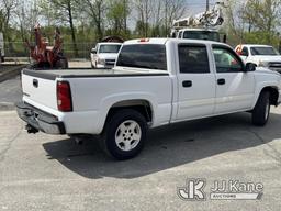 (Owensboro, KY) 2006 Chevrolet Silverado 1500 4x4 Crew-Cab Pickup Truck Runs & Moves) (Check Engine