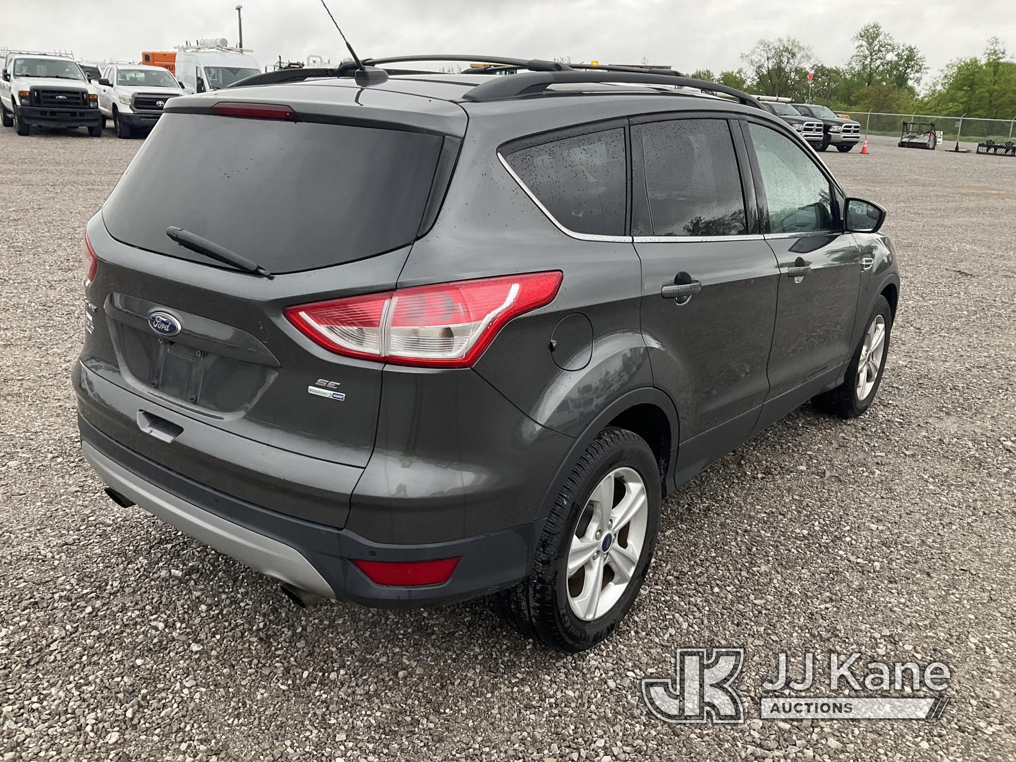 (Verona, KY) 2016 Ford Escape 4x4 4-Door Sport Utility Vehicle Runs & Moves) (Duke Unit