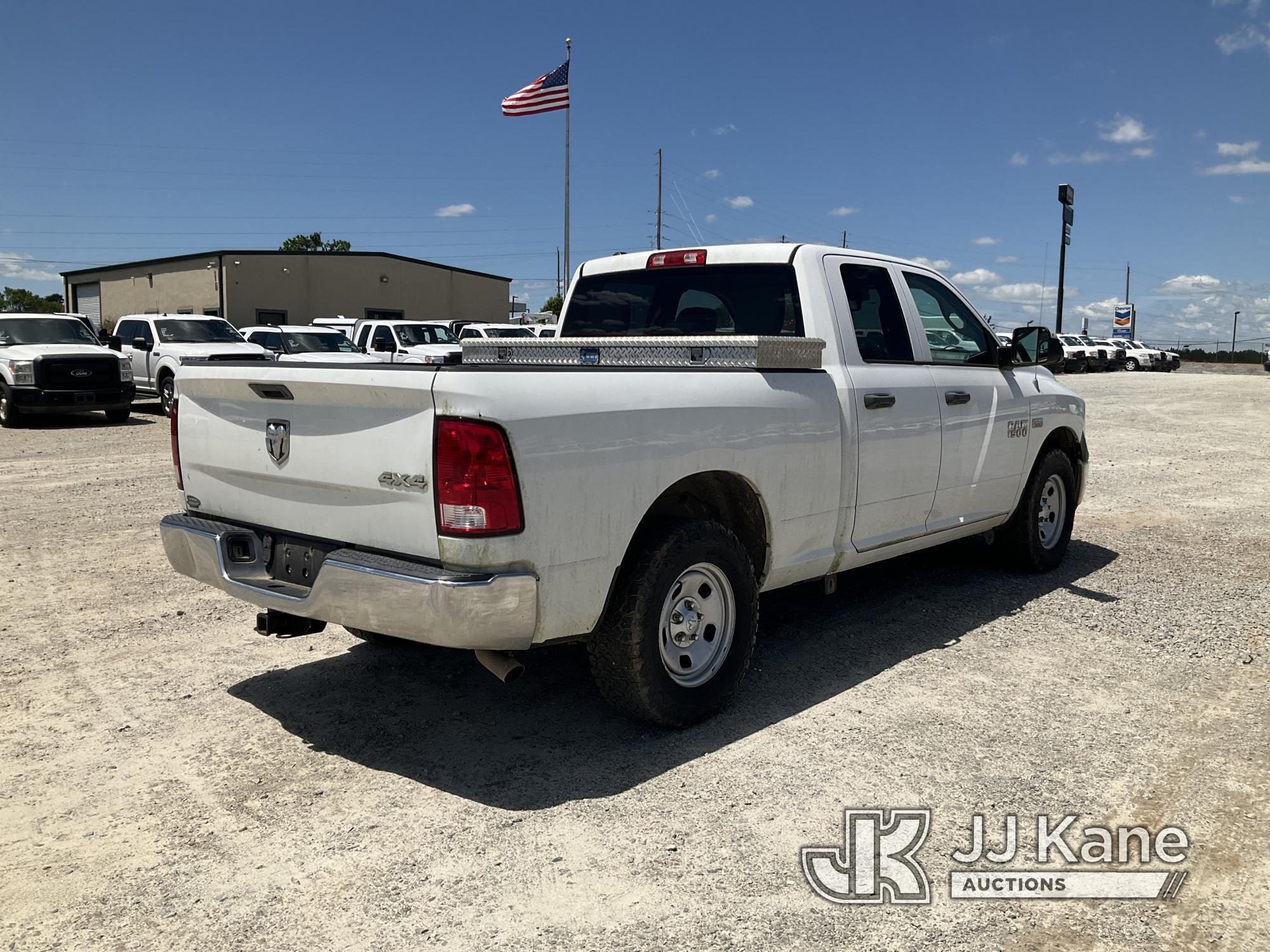 (Villa Rica, GA) 2014 Ram 1500 4x4 Extended-Cab Pickup Truck Runs & Moves) (Jump To Start, Check Eng