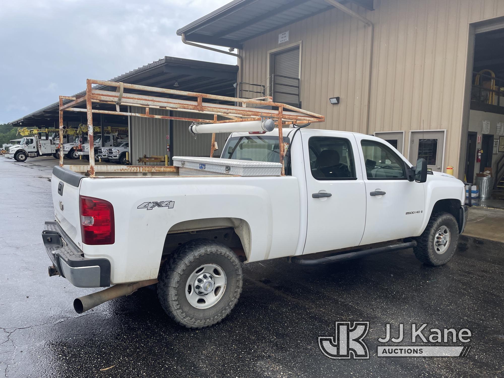 (Andalusia, AL) 2009 Chevrolet Silverado 2500HD 4x4 Crew-Cab Pickup Truck, (Co-op Owned) Runs & Move