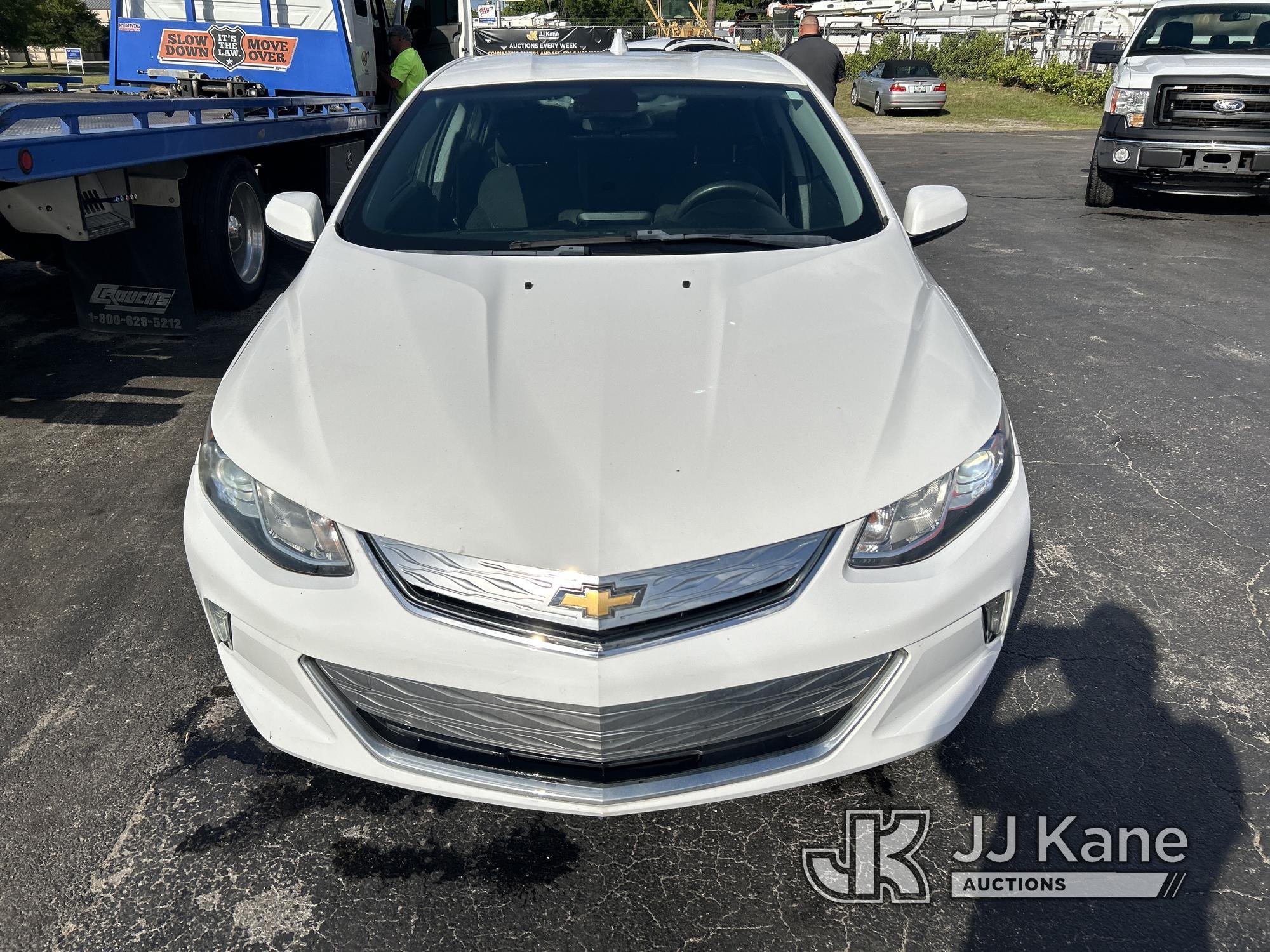 (Ocala, FL) 2017 Chevrolet Volt 4-Door Hybrid Sedan Duke Unit) (Runs & Moves) (Paint Damage