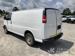 (Villa Rica, GA) 2016 Chevrolet Express G2500 Cargo Van Runs & Moves) (Air Compressor Condition Unkn
