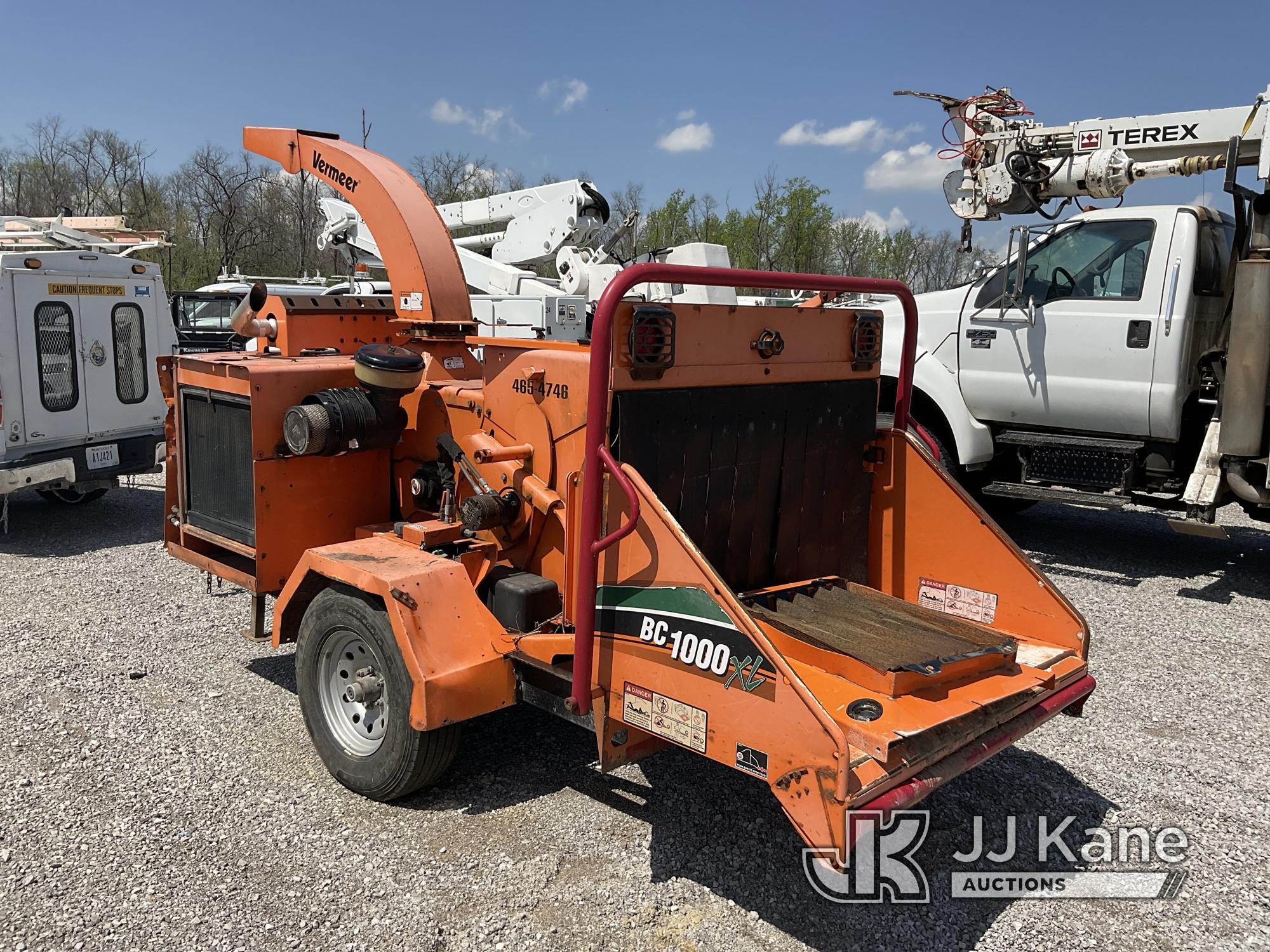 (Verona, KY) 2014 Vermeer BC1000XL Chipper (12in Drum), trailer mtd NO TITLE) (Not Running, Conditio