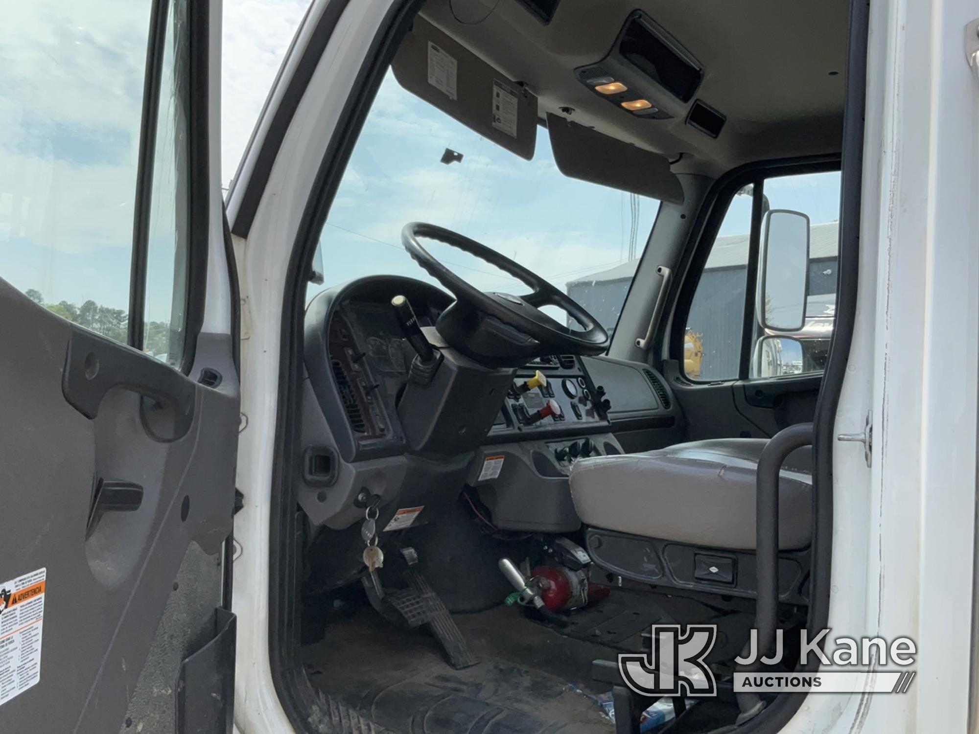 (Charlotte, NC) HiRanger TC55-MH, Material Handling Bucket Truck rear mounted on 2019 Freightliner M