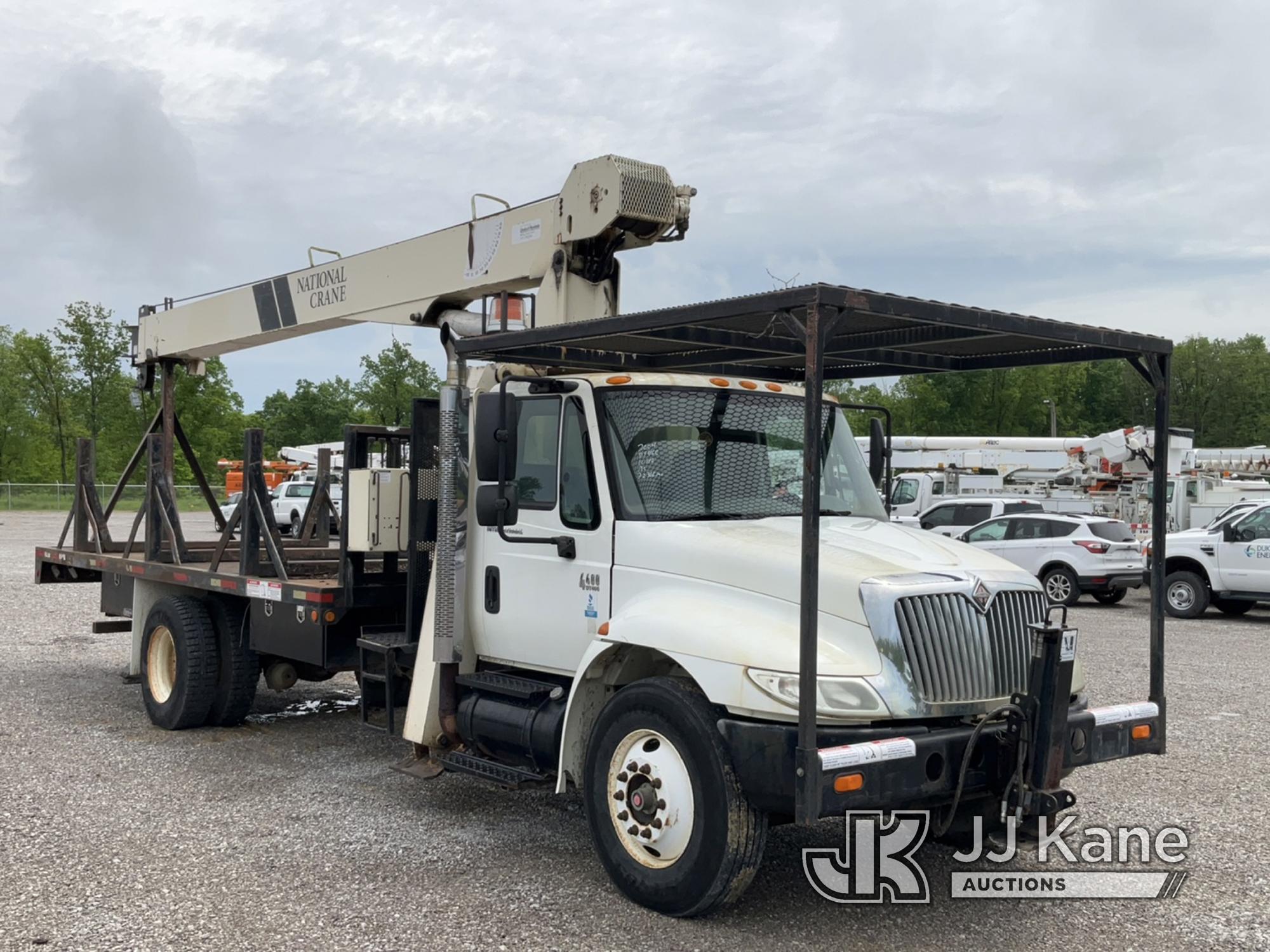 (Verona, KY) National 568D, Hydraulic Truck Crane mounted behind cab on 2004 International 4400 Flat