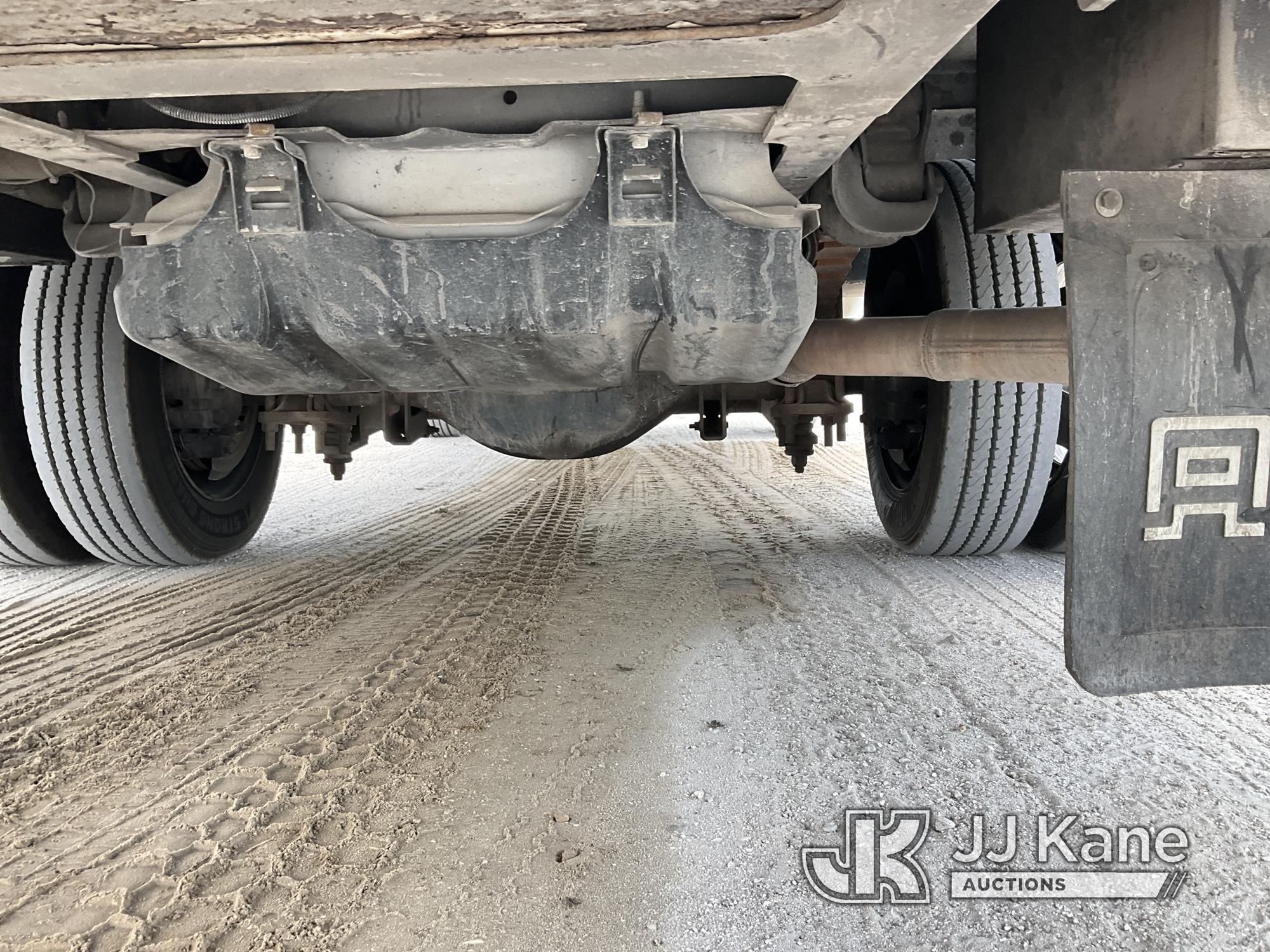 (Westlake, FL) Altec AT37G, Bucket Truck mounted behind cab on 2015 Ford F550 4x4 Flatbed/Utility Tr