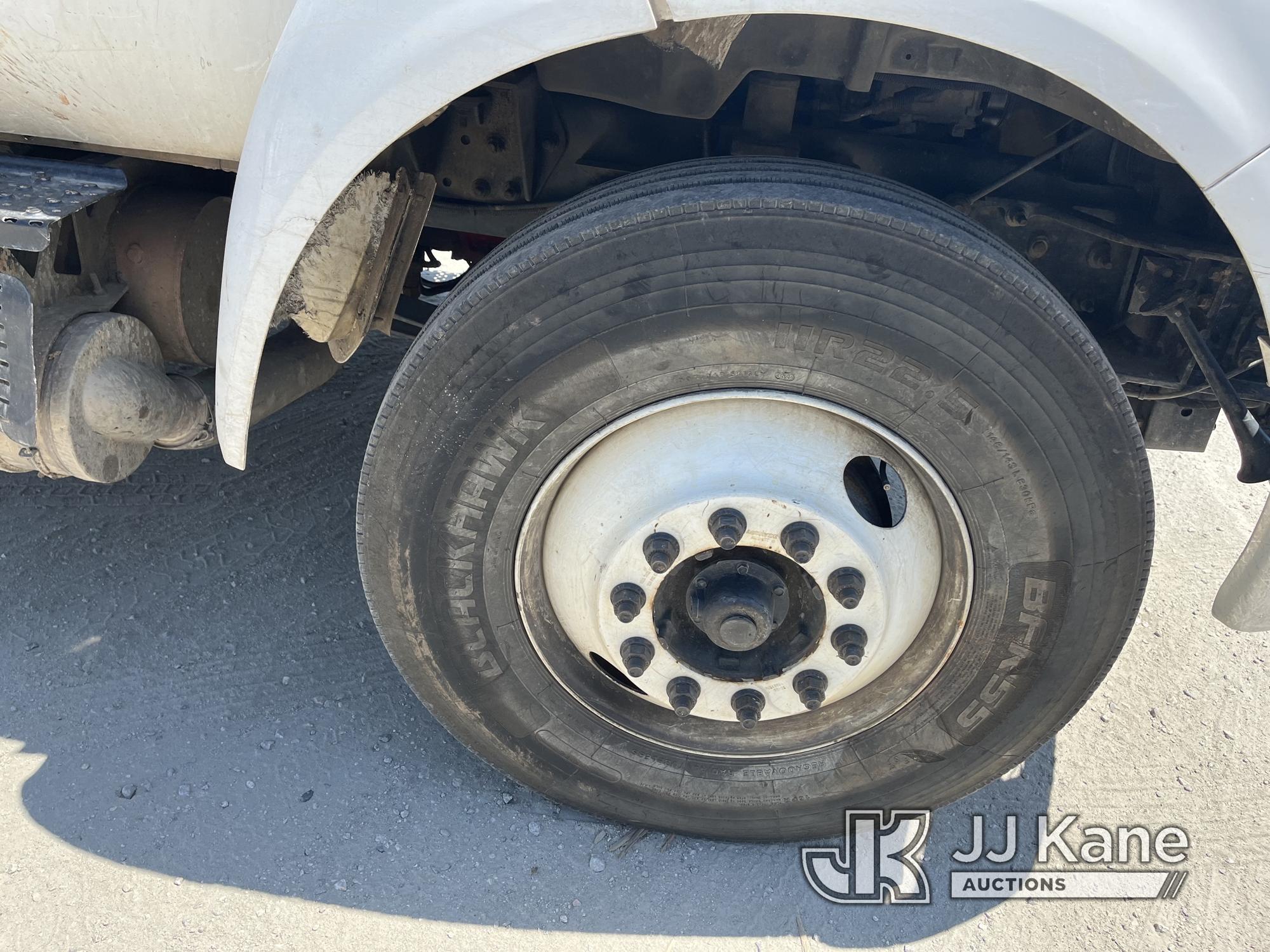 (Chester, VA) Petersen TL3, Grappleboom Crane mounted behind cab on 2015 Ford F750 Dump Debris Truck