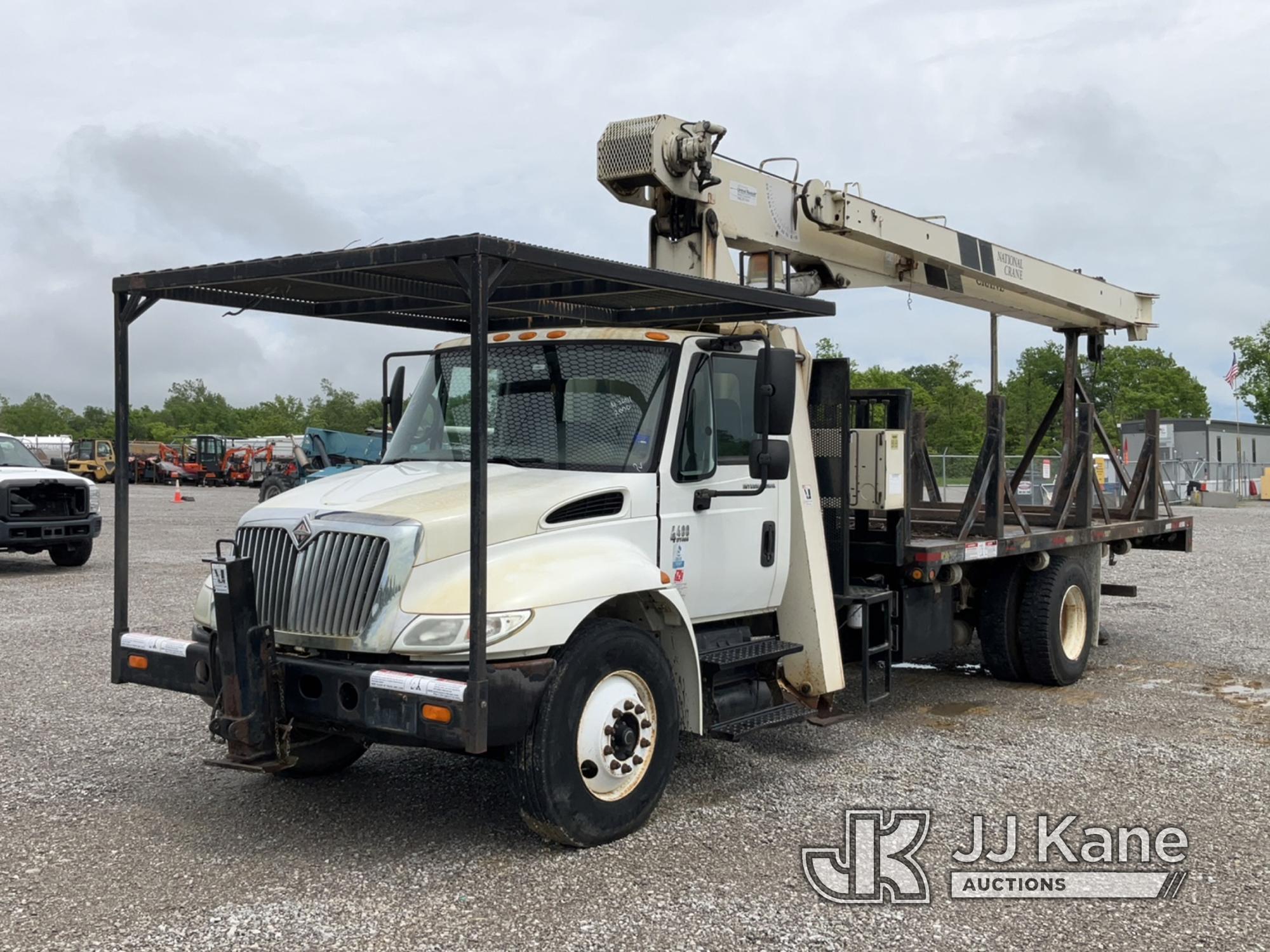 (Verona, KY) National 568D, Hydraulic Truck Crane mounted behind cab on 2004 International 4400 Flat