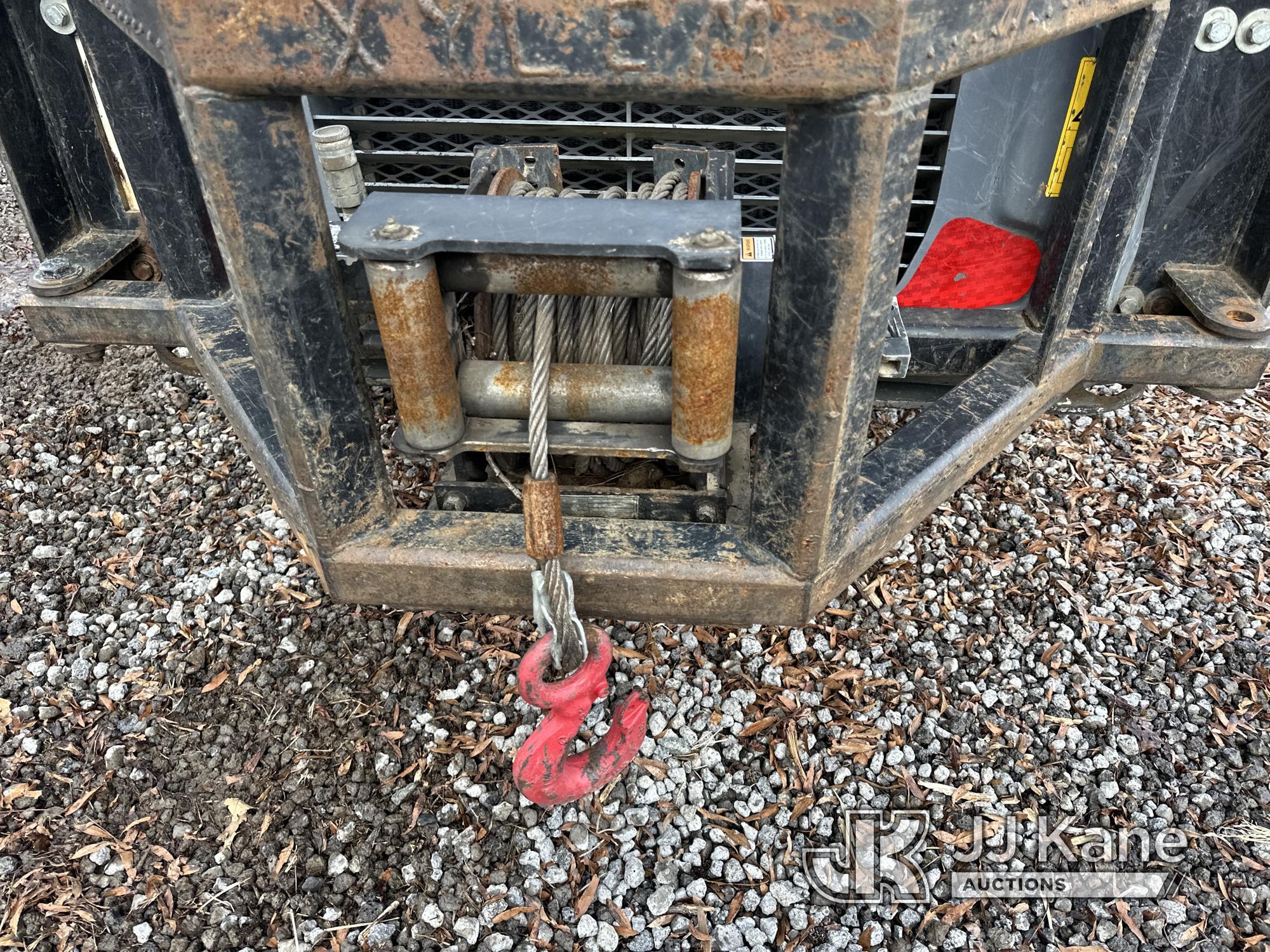 (Wakefield, VA) 2020 Takeuchi TL12R-2 High Flow Crawler Shredder/Mulcher Runs and Moves