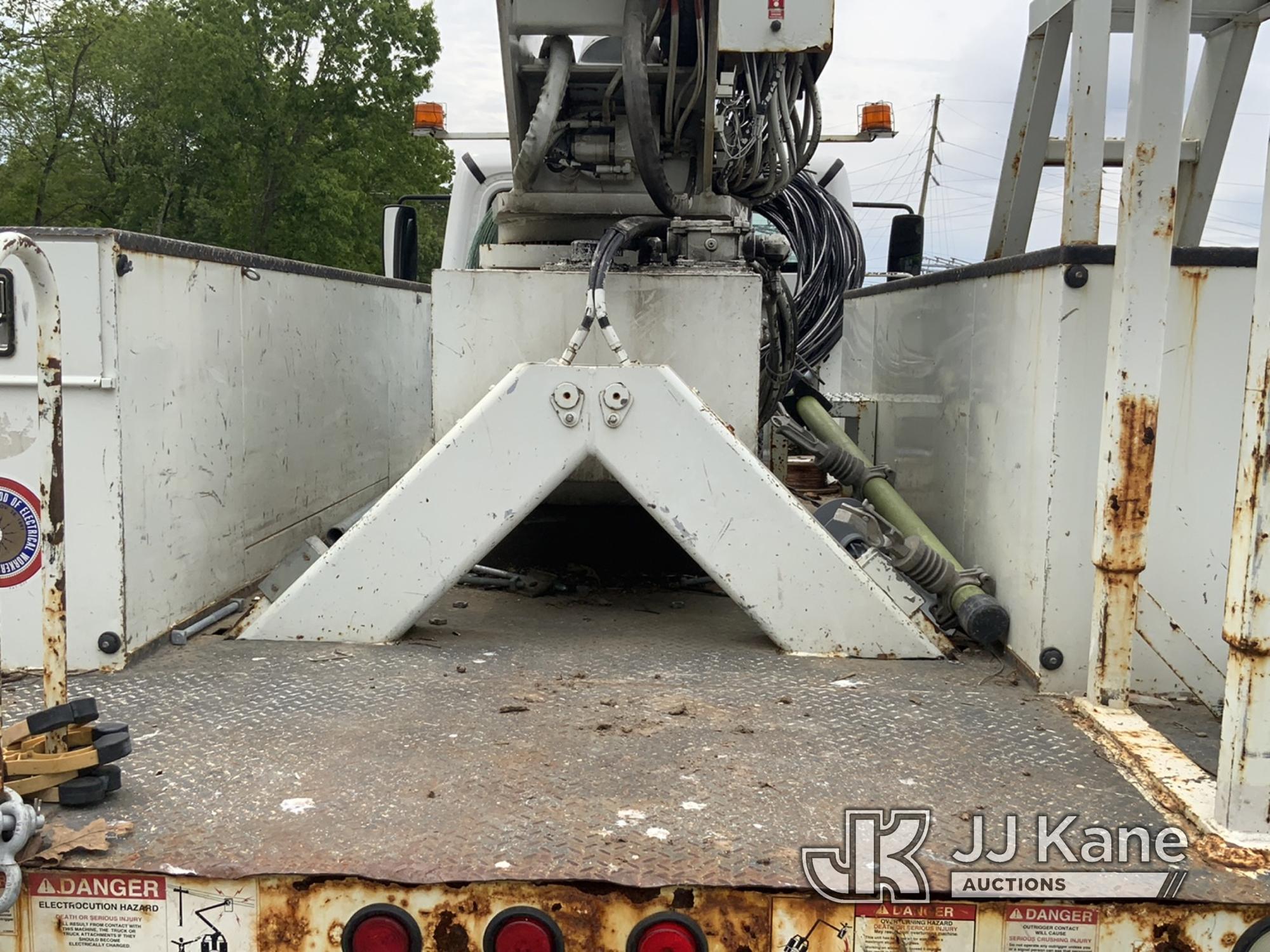 (New Tazewell, TN) HiRanger 5TC-55, Material Handling Bucket Truck rear mounted on 2016 Freightliner