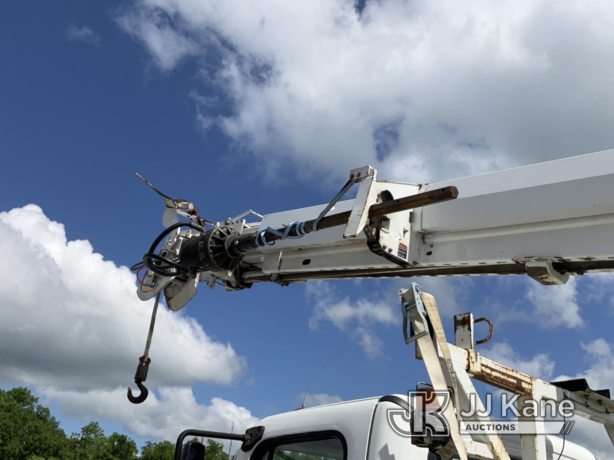 (Verona, KY) Altec DM47-TR, Digger Derrick rear mounted on 2011 Freightliner M2 106 Utility Truck Ru