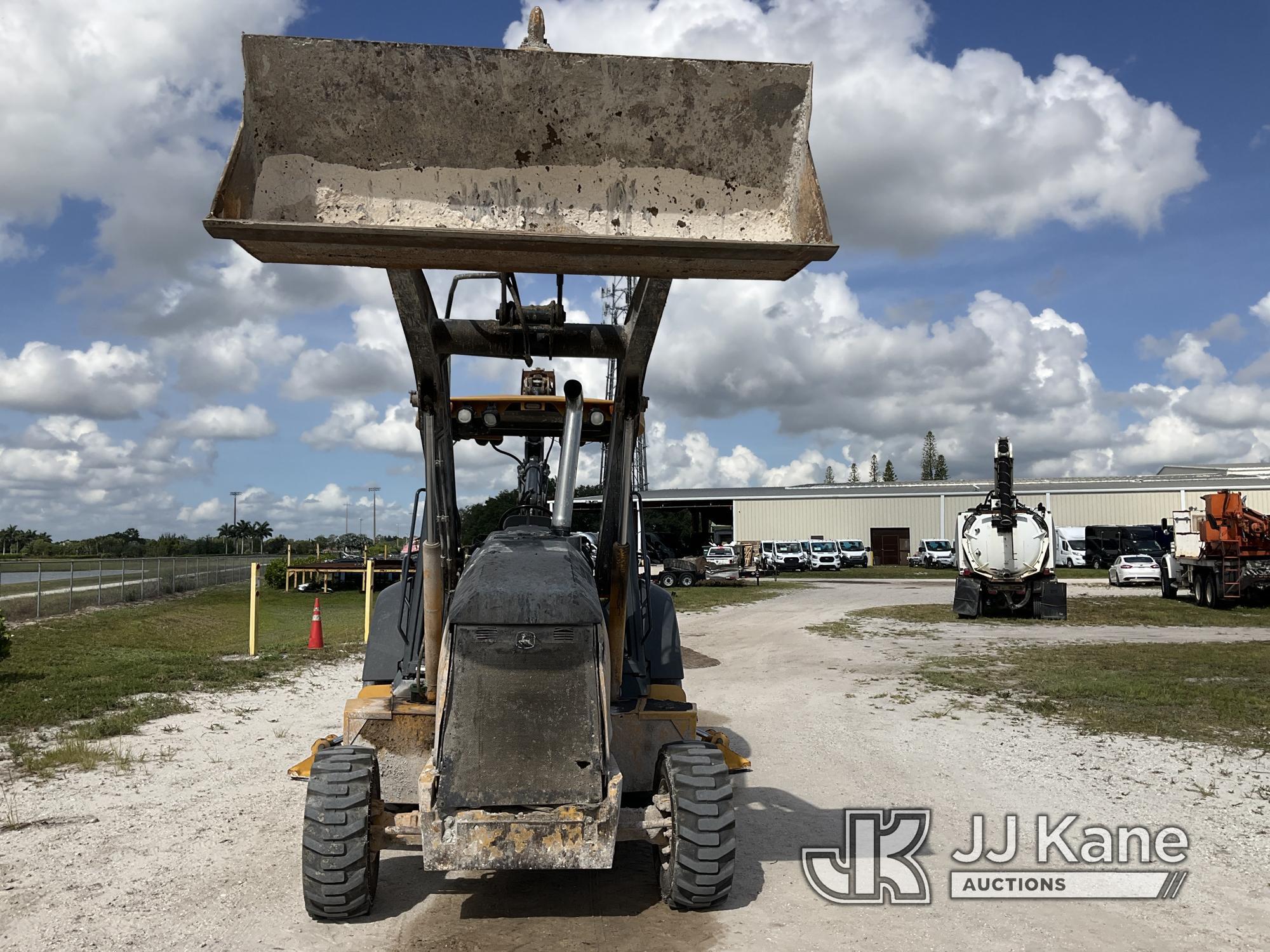 (Westlake, FL) 2015 John Deere 310L 4x4 Tractor Loader Backhoe Runs & Moves, Loader & Backhoe Operat