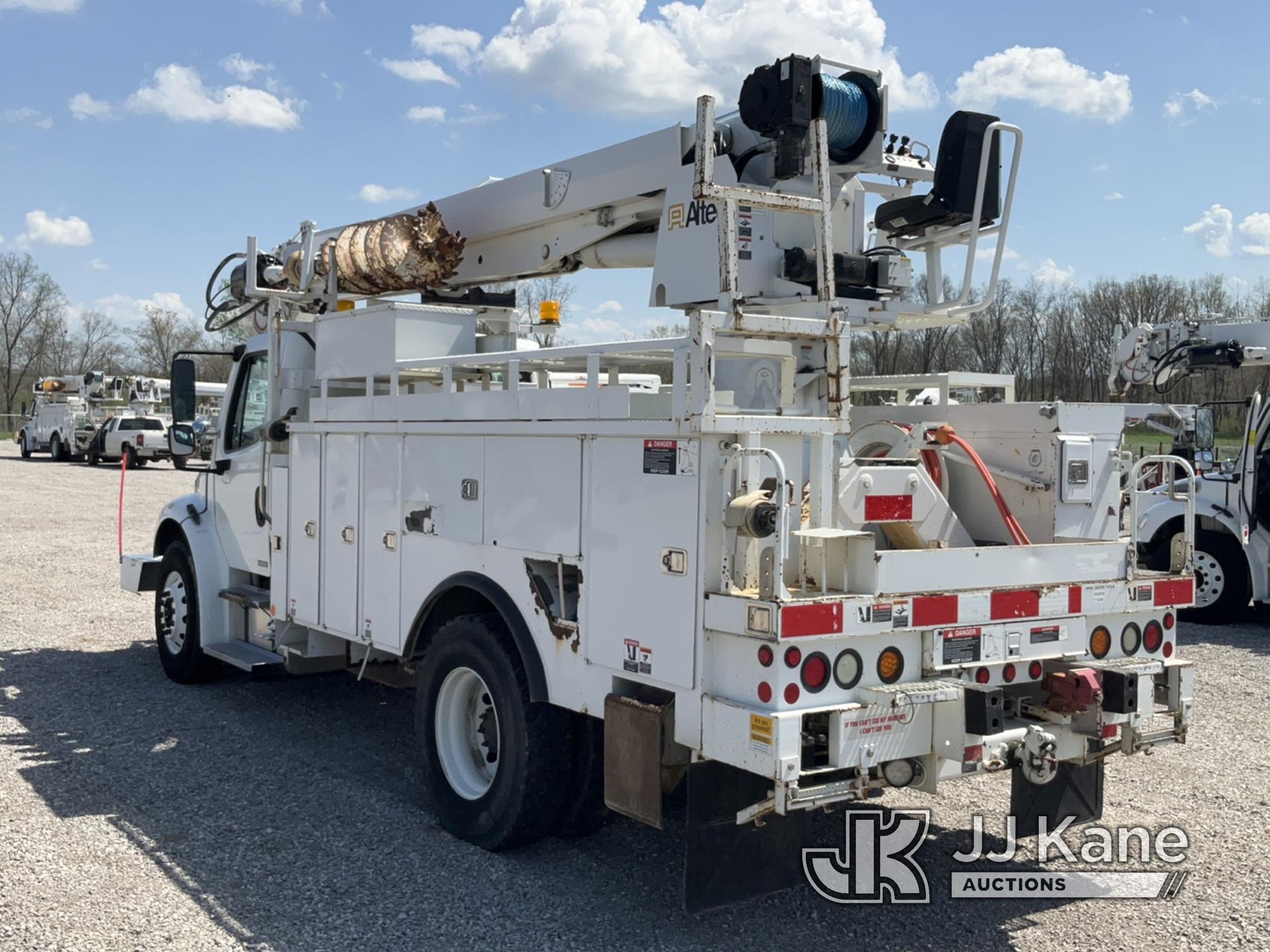 (Verona, KY) Altec DM47TR, Digger Derrick rear mounted on 2010 Freightliner M2 106 Utility Truck, (D