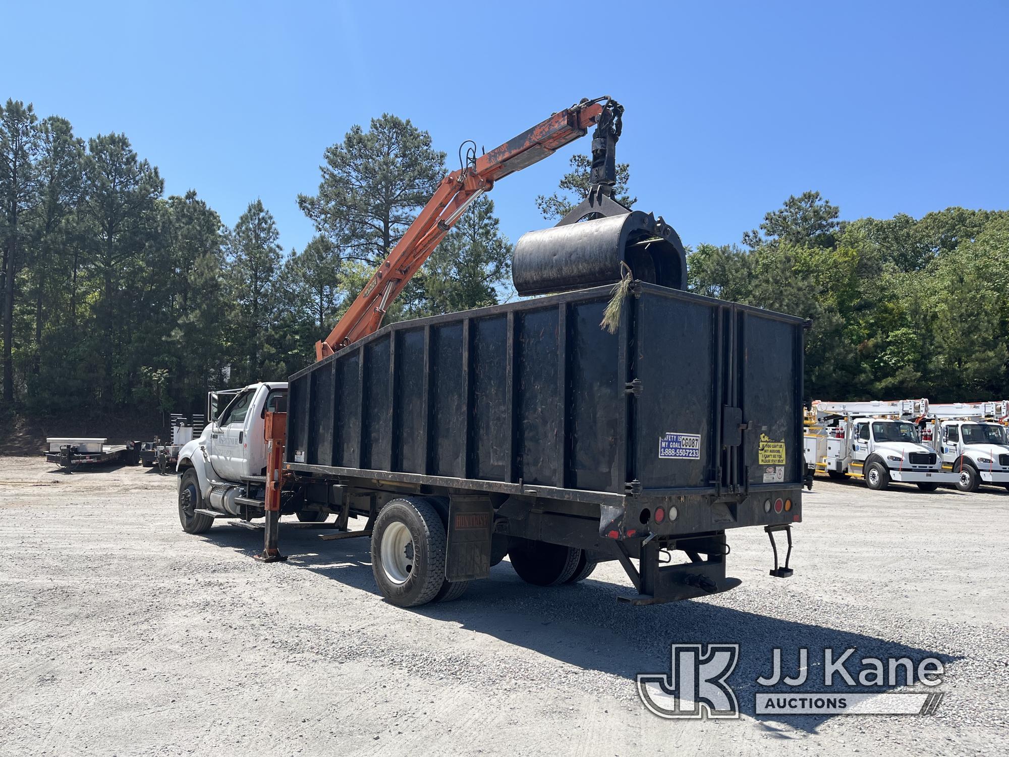 (Chester, VA) Petersen TL3, Grappleboom Crane mounted behind cab on 2015 Ford F750 Dump Debris Truck