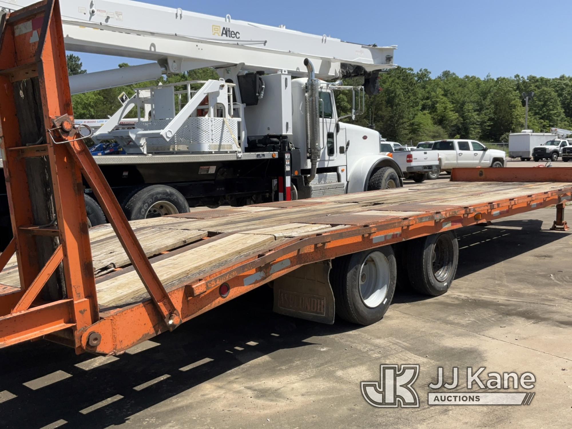 (Conway, AR) 2006 McElrath T/A Tagalong Equipment Trailer Inoperable