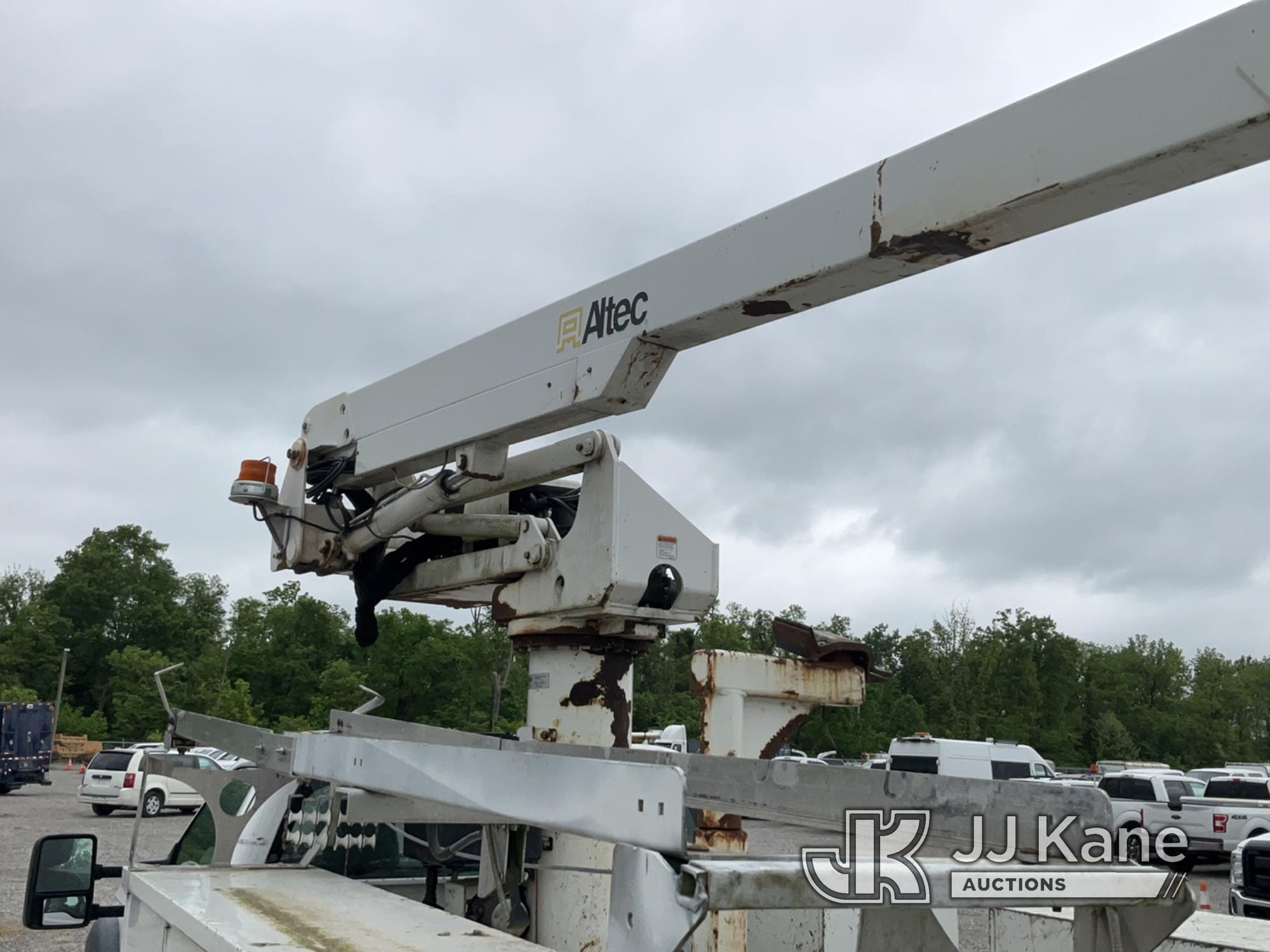 (Verona, KY) Altec AT235P, Telescopic Cable Placing Bucket Truck mounted behind cab on 2015 Ford F55