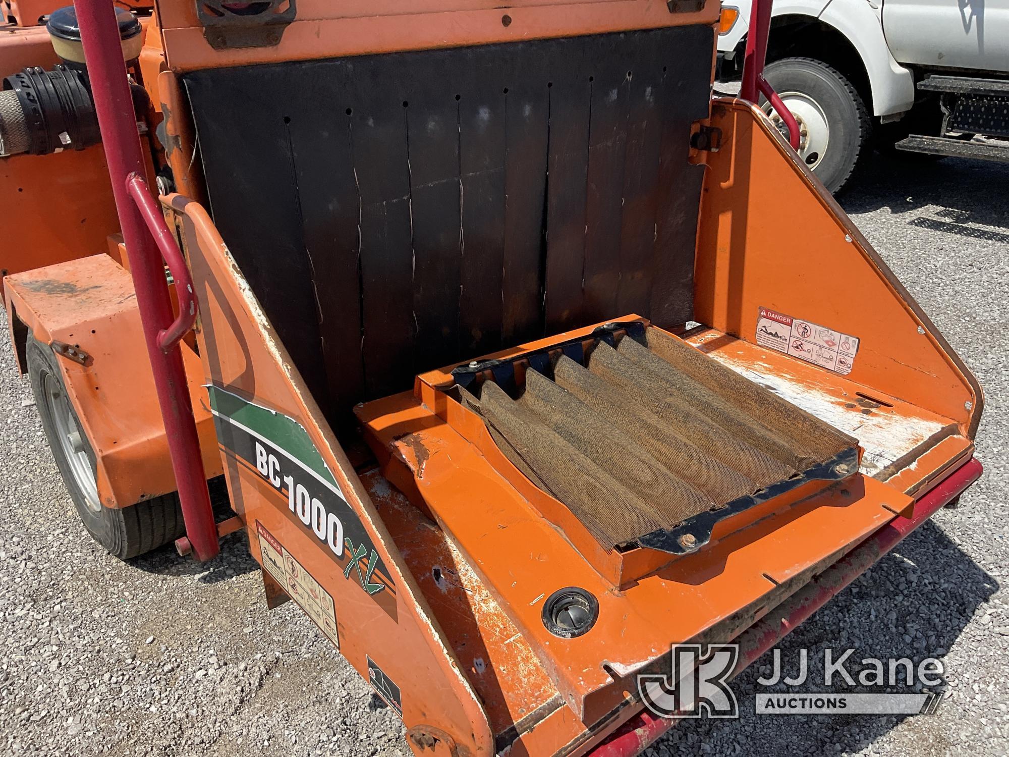 (Verona, KY) 2014 Vermeer BC1000XL Chipper (12in Drum), trailer mtd NO TITLE) (Not Running, Conditio