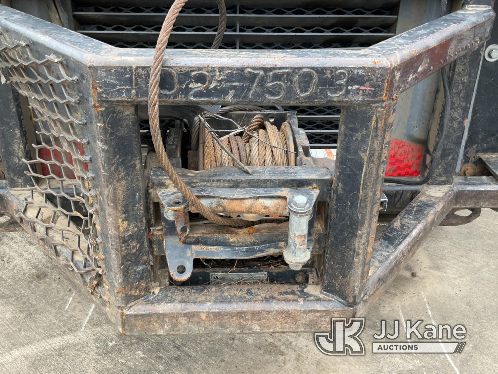 (Conway, AR) 2017 Takeuchi TL12 Skid Steer Loader Not Running, Condition Unknown, Cab Glass Broken,