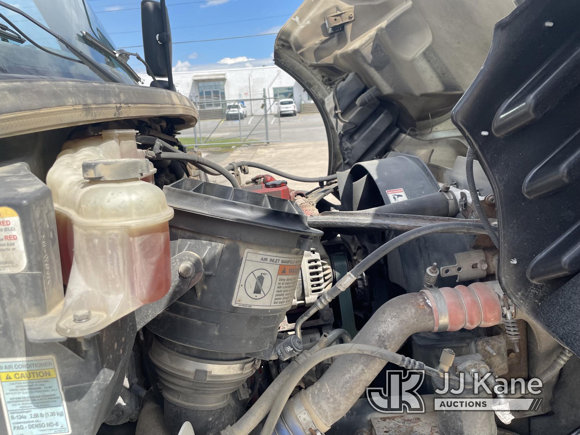 (Chattanooga, TN) Altec DC47-TR, Digger Derrick rear mounted on 2013 Freightliner M2 106 4x4 Utility