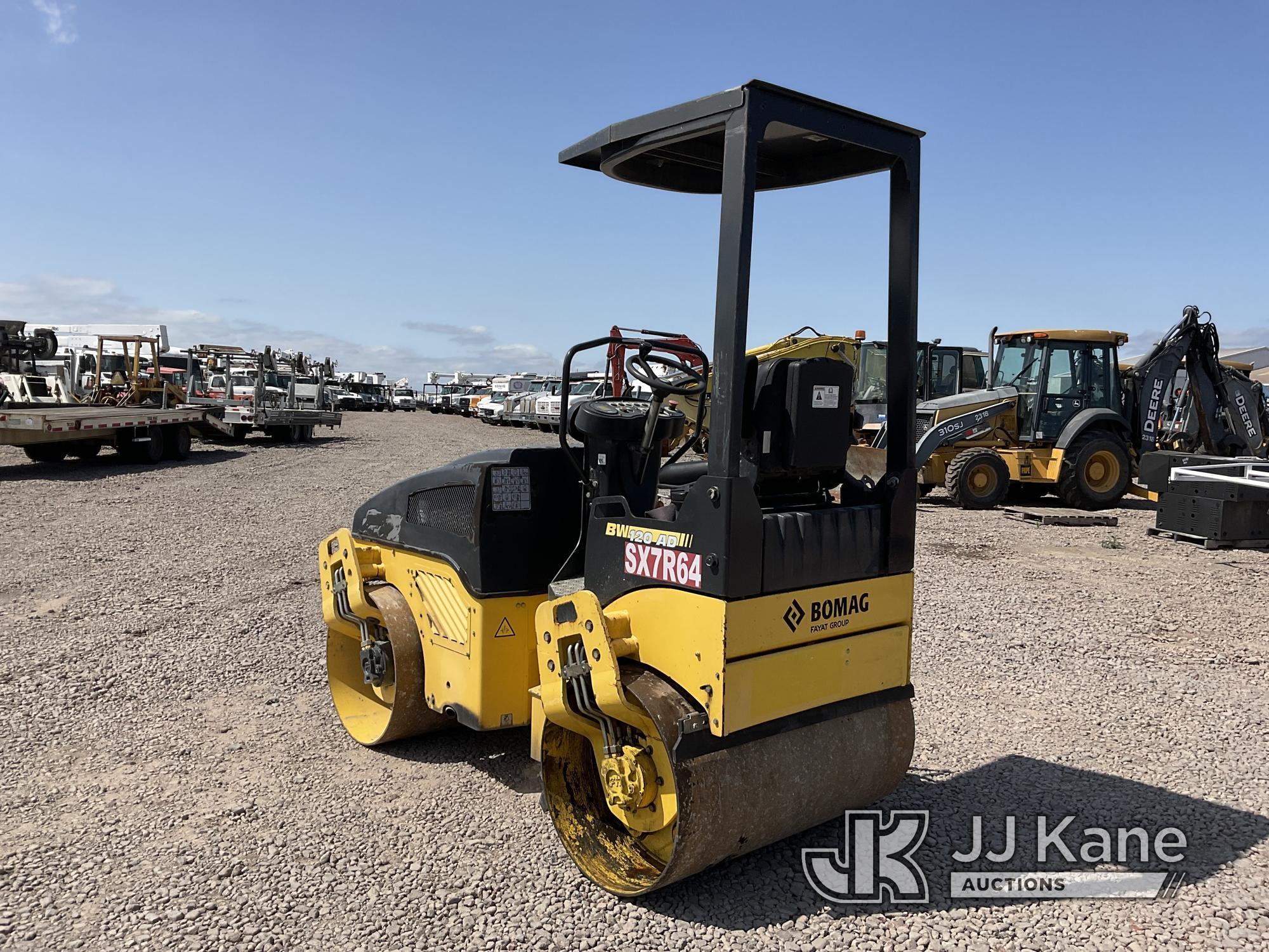 (Dixon, CA) 2007 Bomag BW120AD-4 Double-Drum Roller Runs, Moves & Operates