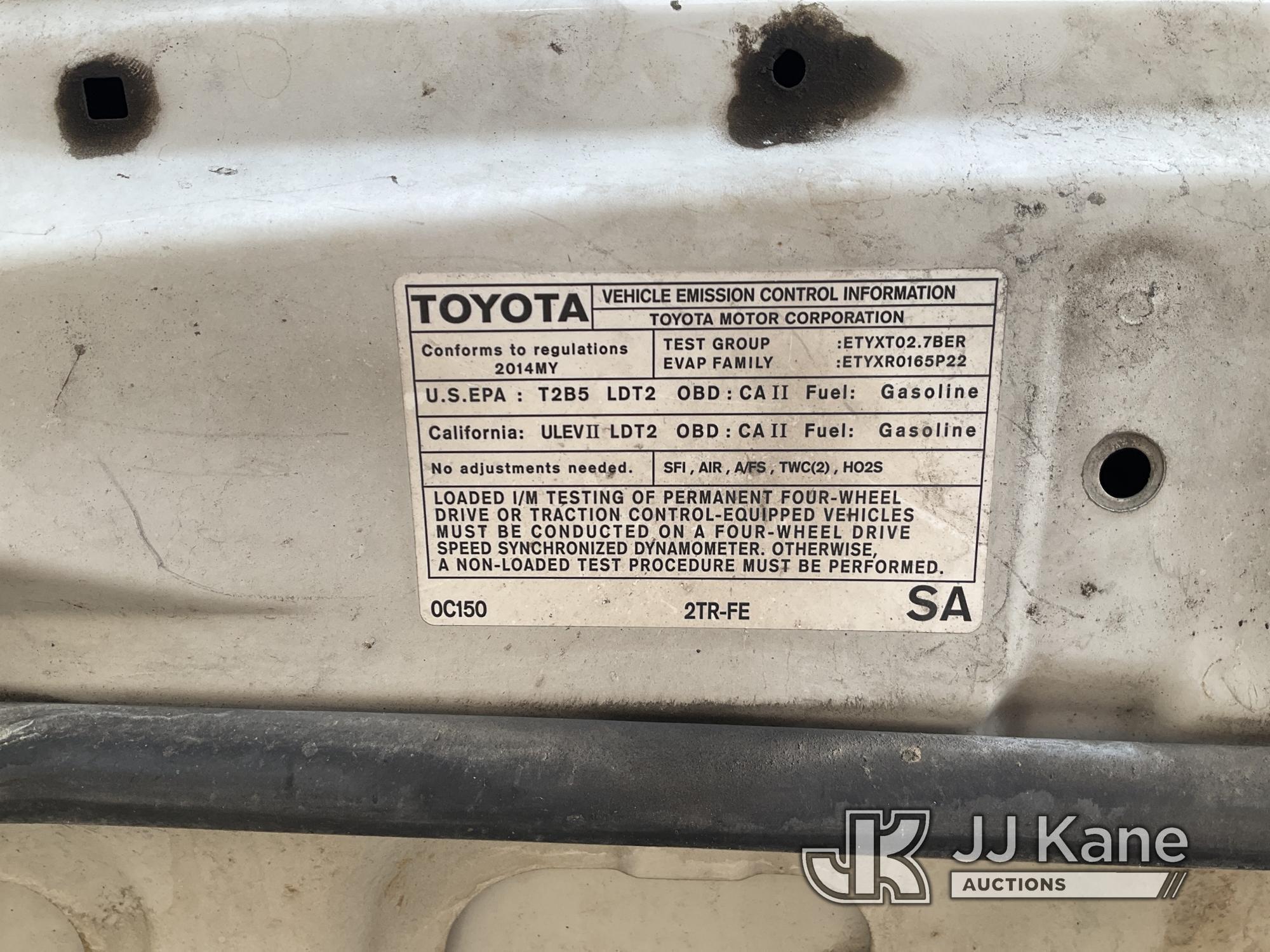 (Dixon, CA) 2014 Toyota Tacoma 4x4 Pickup Truck Runs & moves