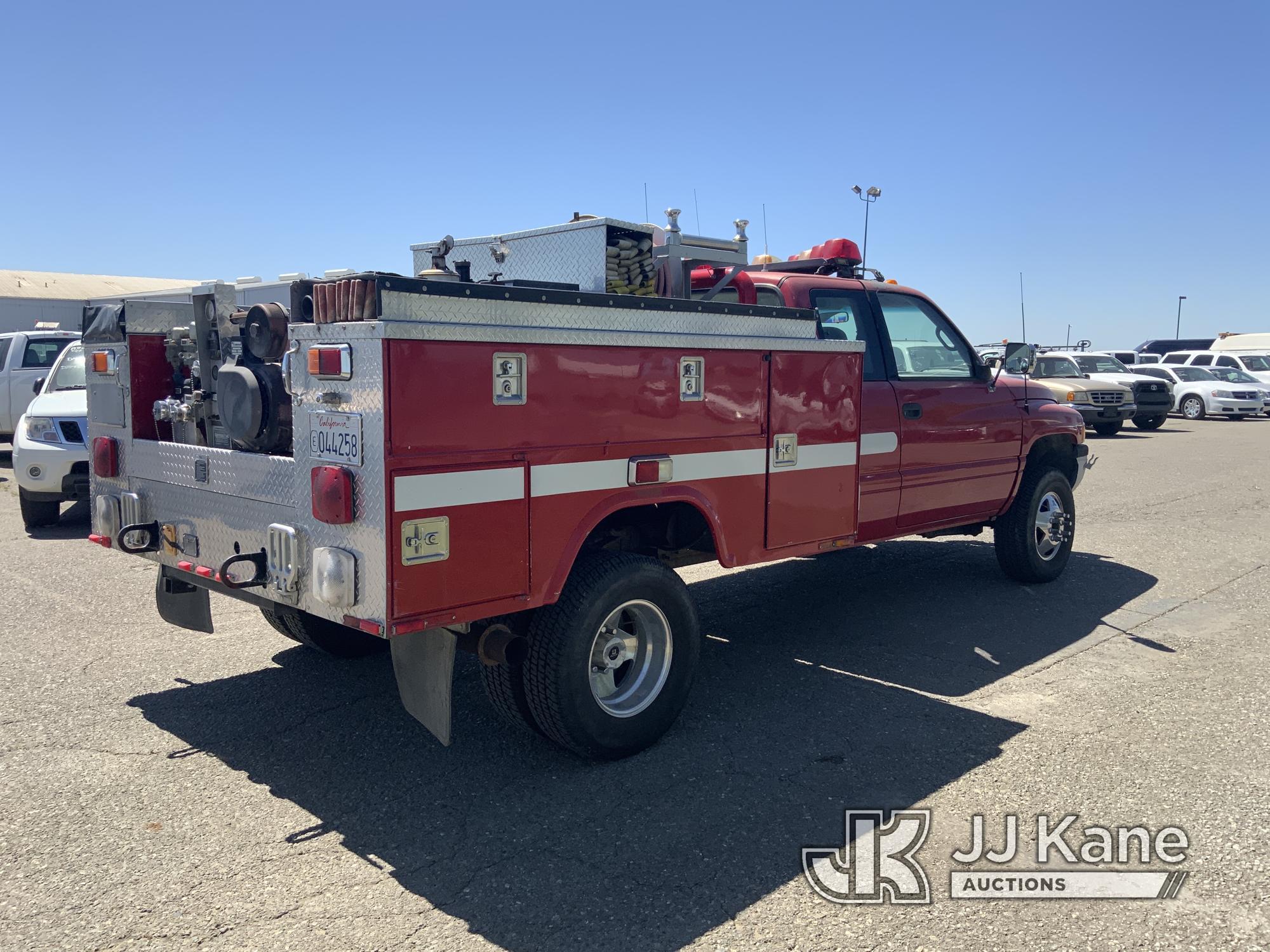 (Dixon, CA) 1996 Dodge RAM 3500 4x4 Fire Truck Runs & Moves