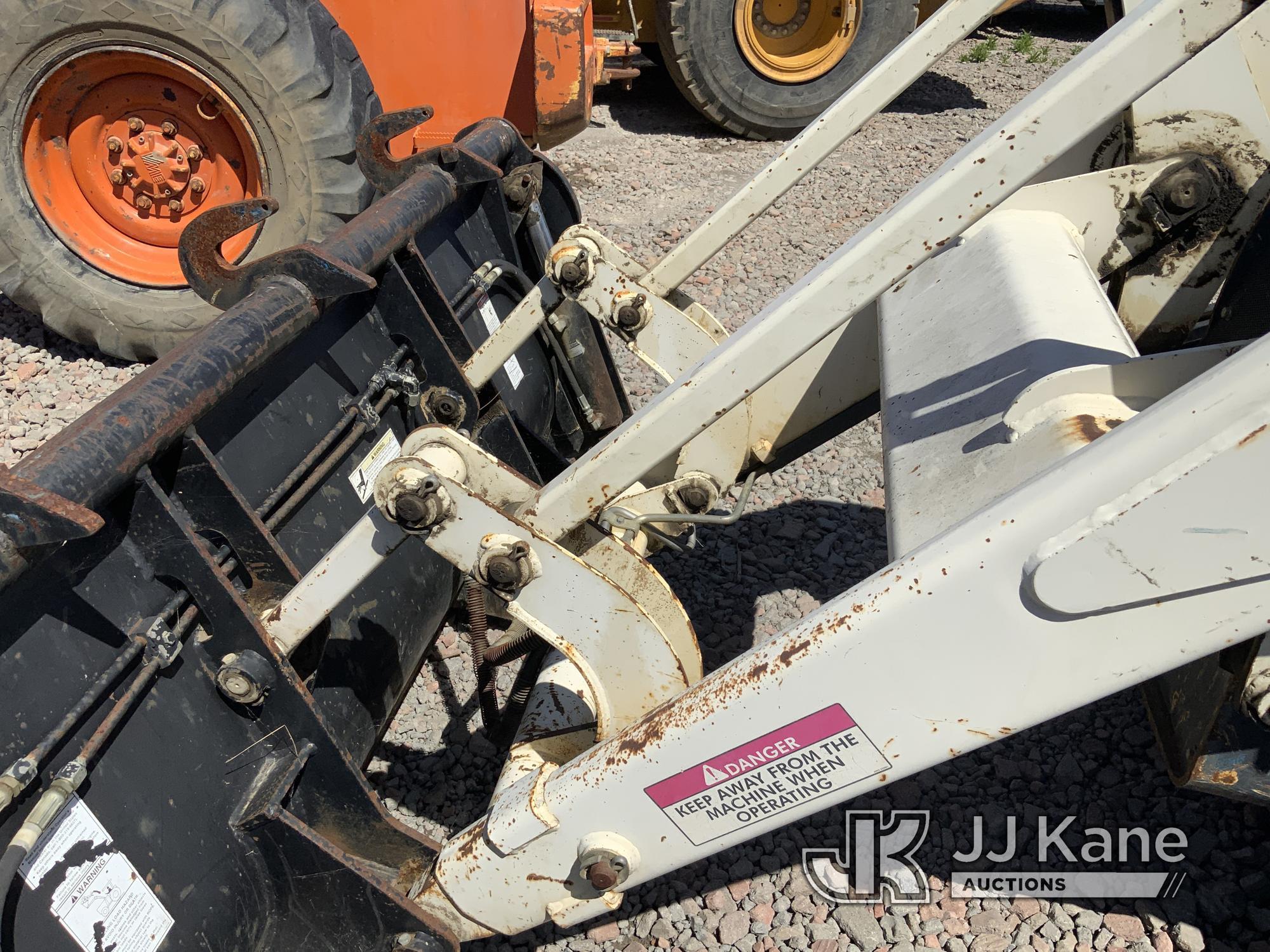 (Dixon, CA) 2002 Terex TX650 Tractor Loader Non Running, No Battery, Two Hour Meters - One Reads 216