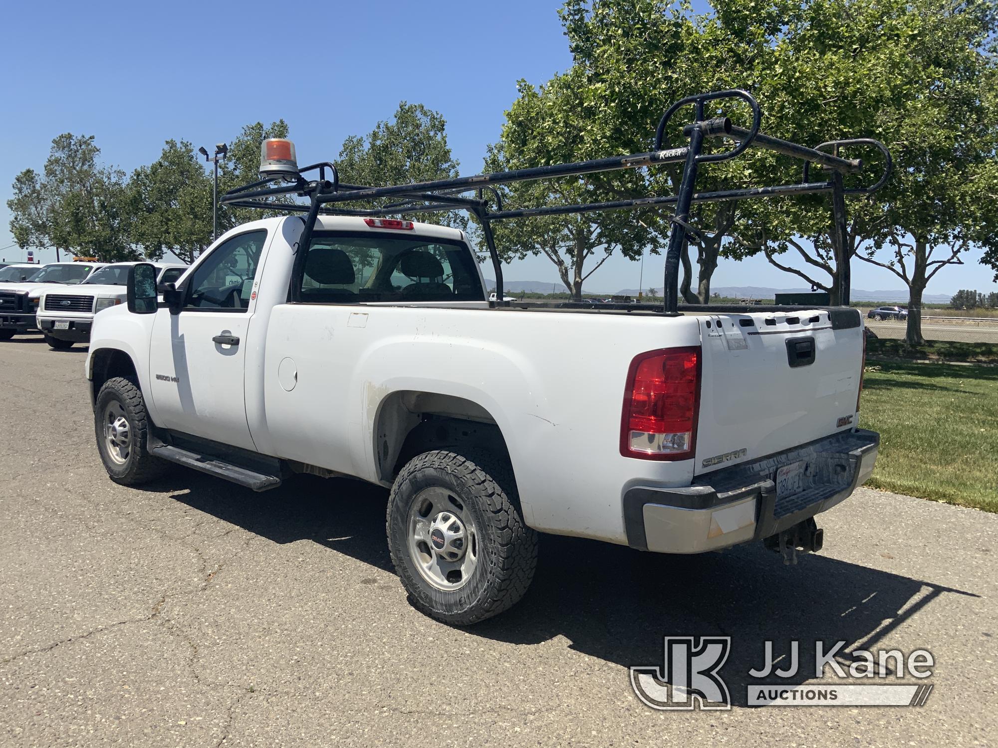 (Dixon, CA) 2012 GMC Sierra 2500HD Pickup Truck Runs & Moves