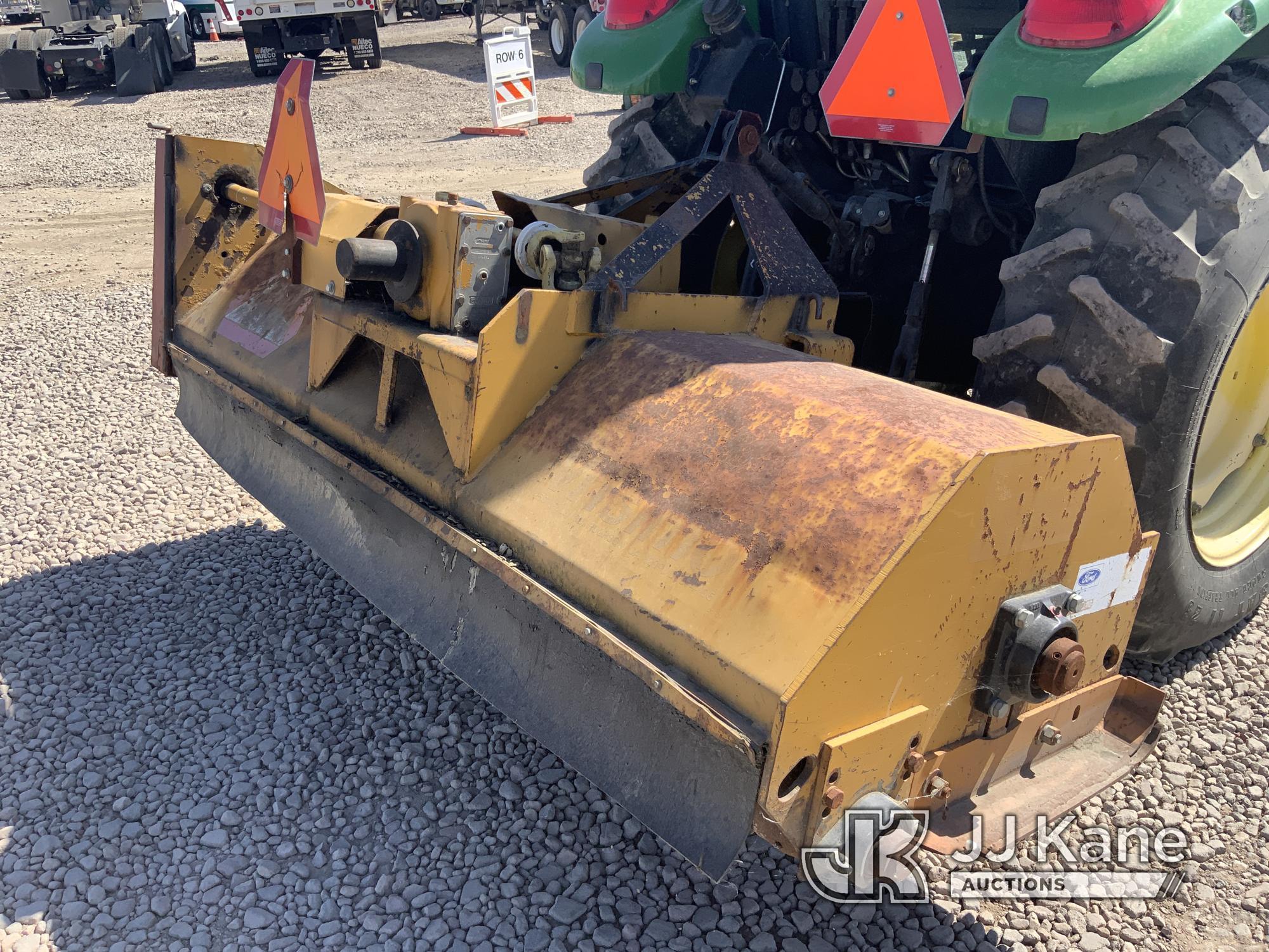 (Dixon, CA) 2005 John Deere 5525 Utility Tractor Runs & Moves, No PTO Shaft, Flail Mower Condition U